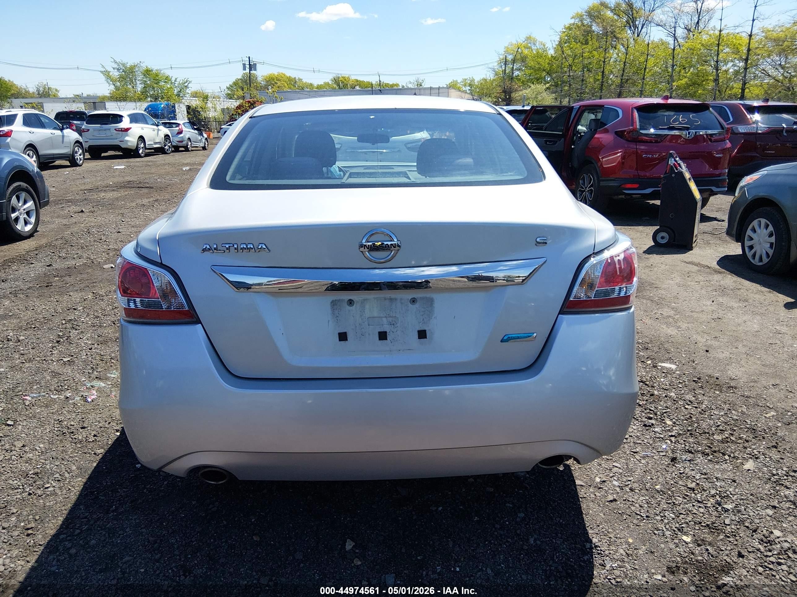 2014 Nissan Altima 2.5 S Серебряный vin: 1N4AL3AP0EN371345