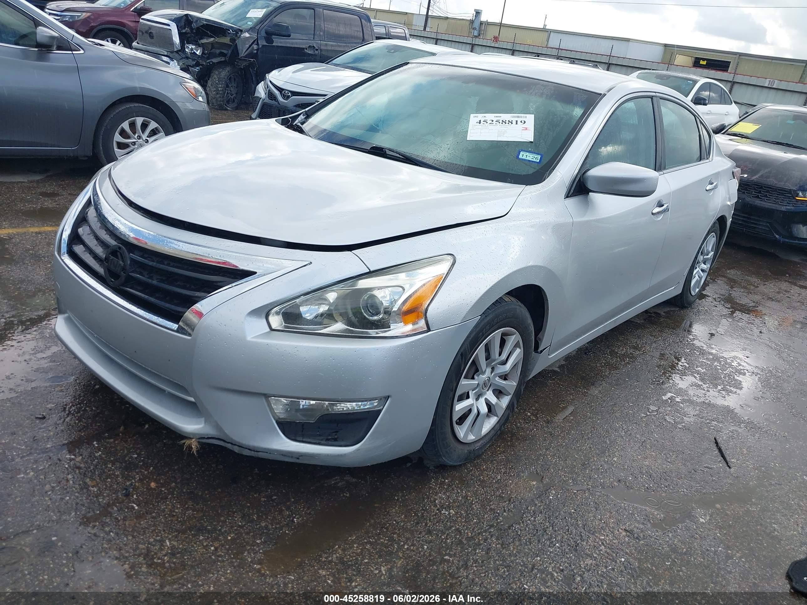 2014 Nissan Altima Silver vin: 1N4AL3AP0EN380336