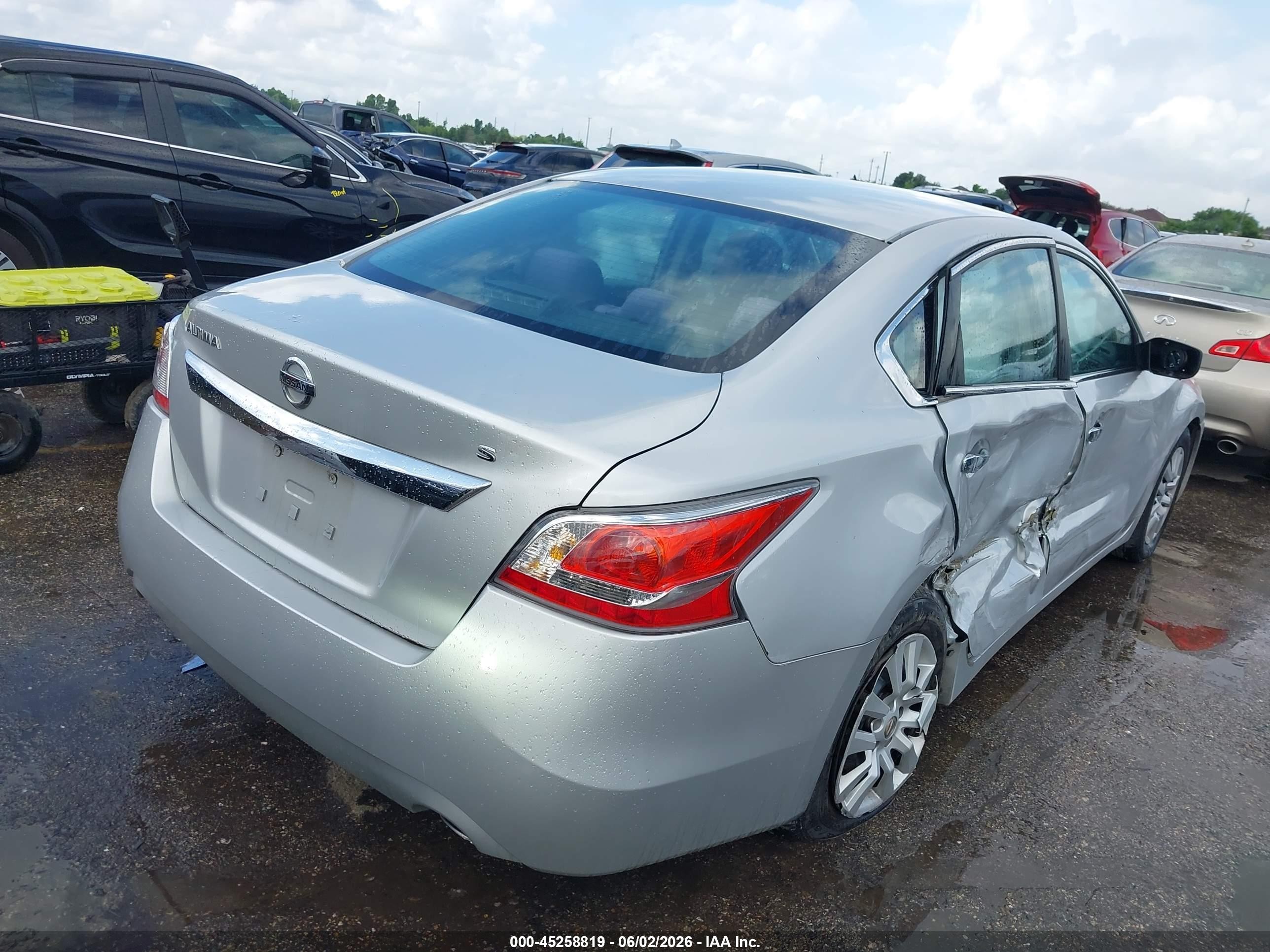 2014 Nissan Altima Silver vin: 1N4AL3AP0EN380336