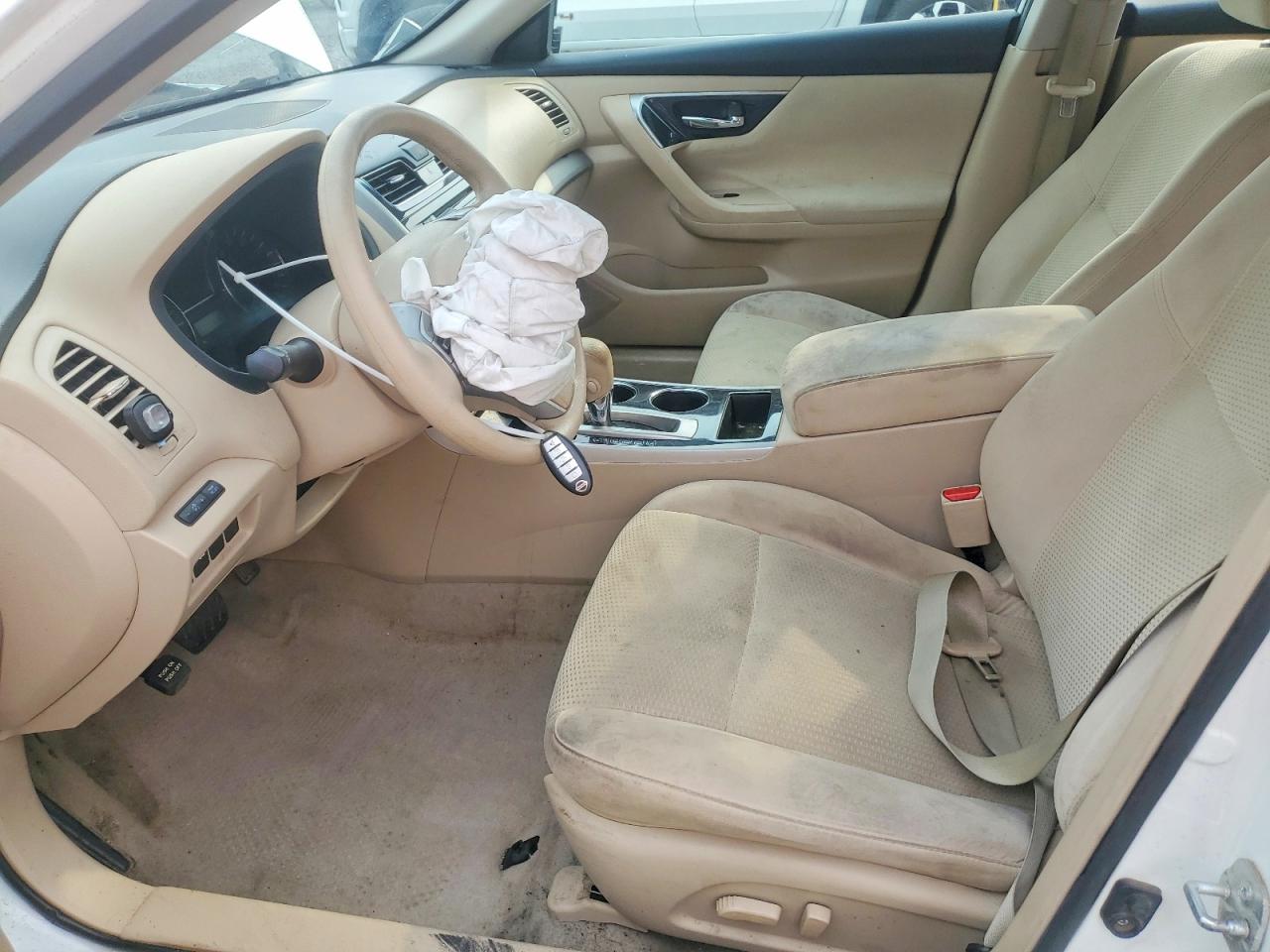 2014 Nissan Altima 2.5 S Белый vin: 1N4AL3AP0EN383138