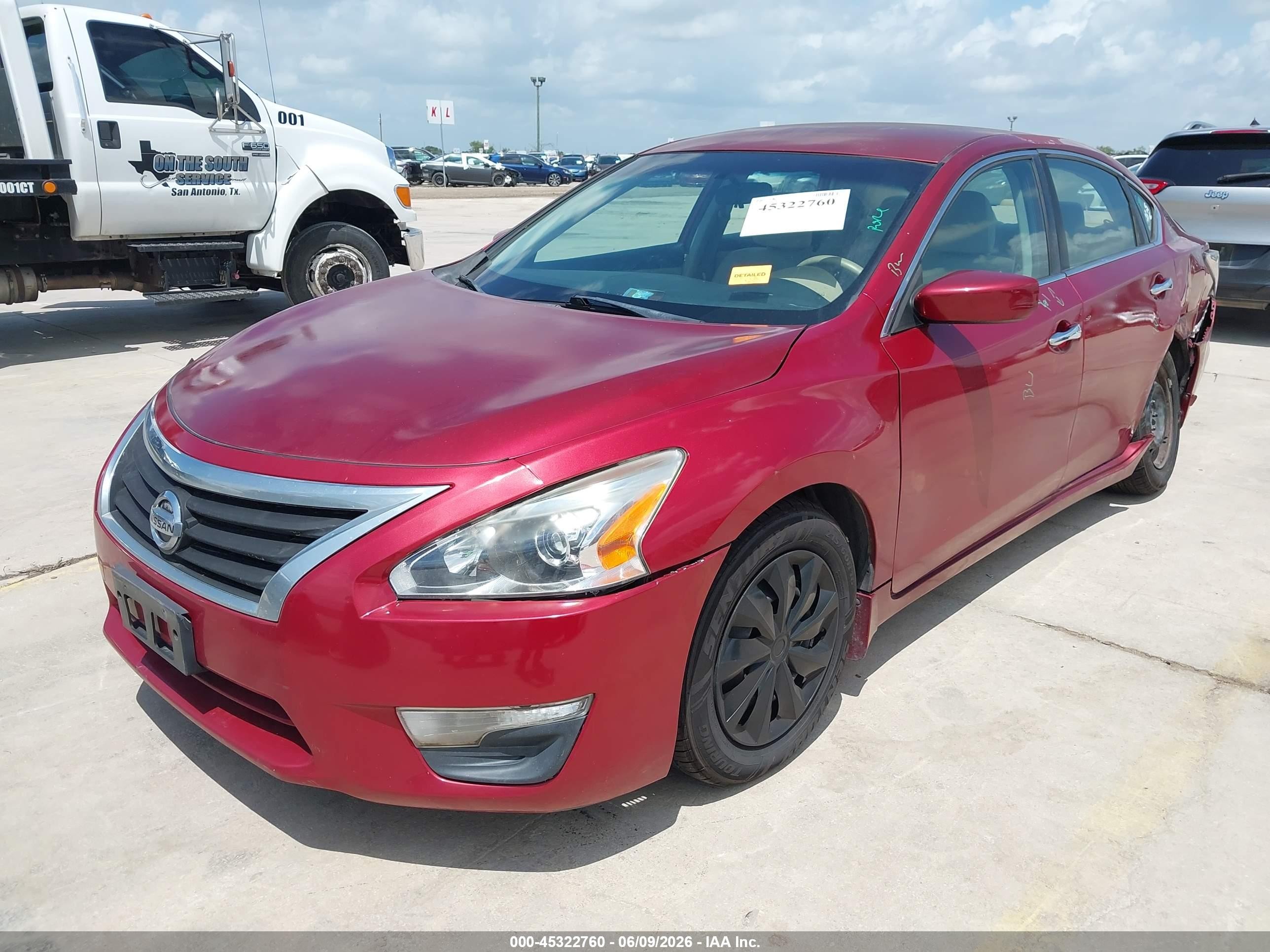 2014 Nissan Altima 2.5 S Red vin: 1N4AL3AP0EN385780