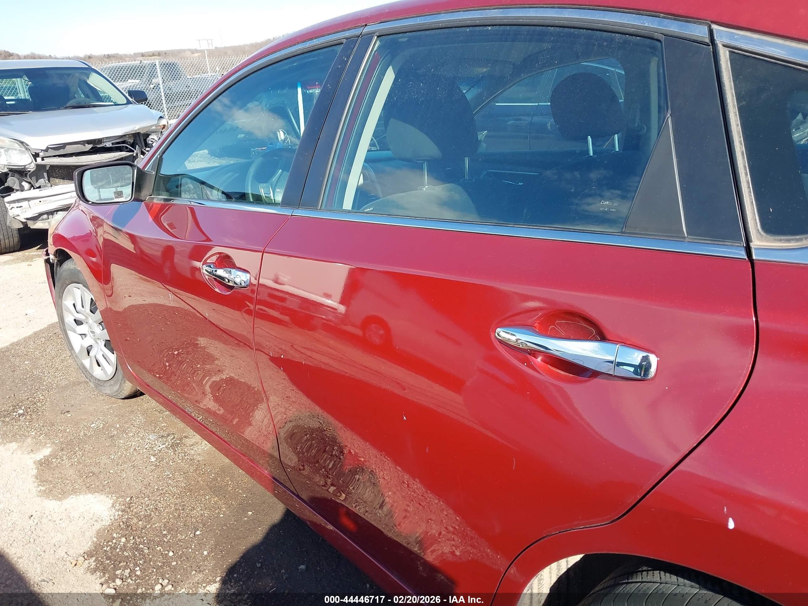 2014 Nissan Altima 2.5 S Red vin: 1N4AL3AP0EN388064