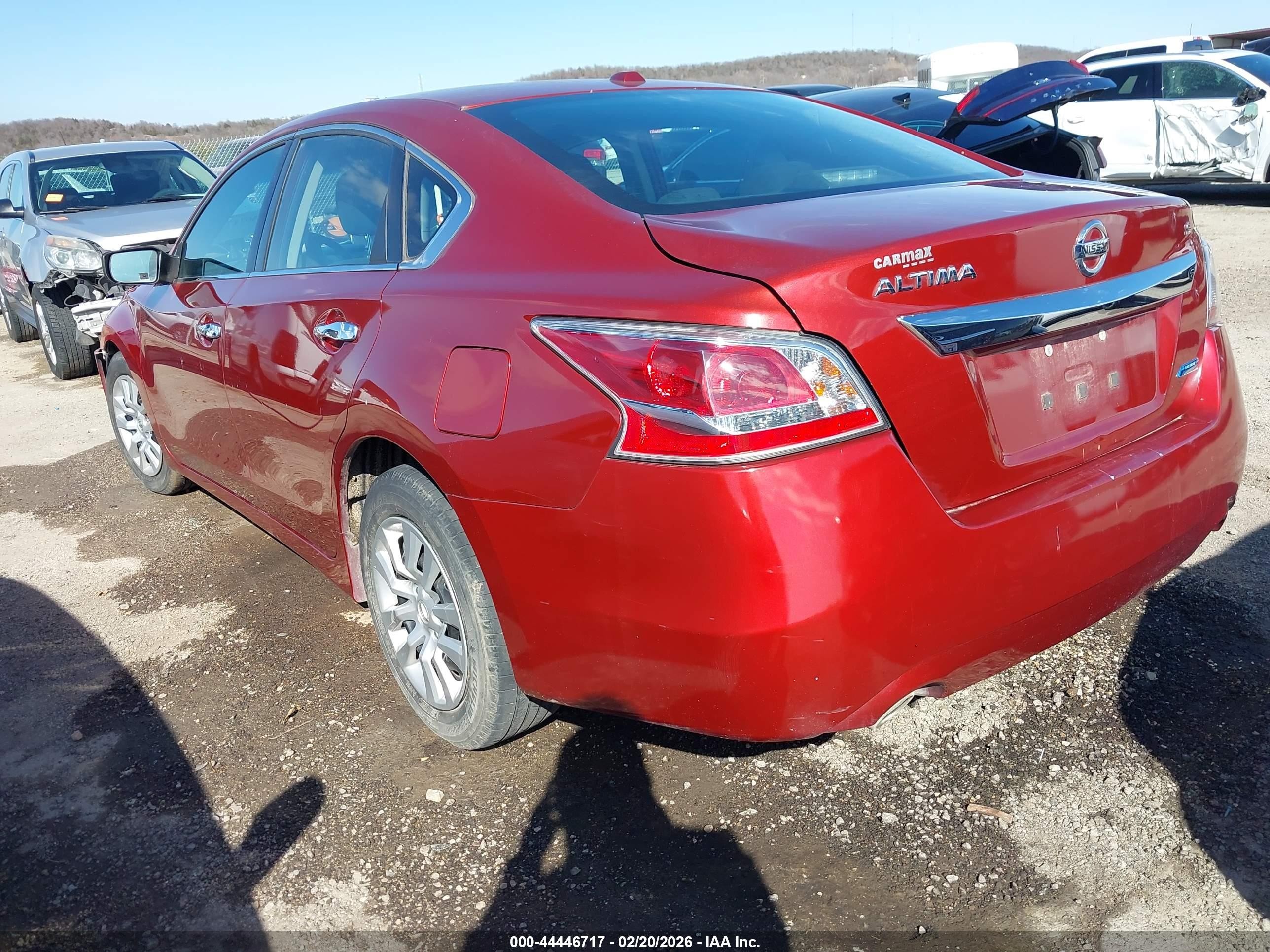 2014 Nissan Altima 2.5 S Red vin: 1N4AL3AP0EN388064