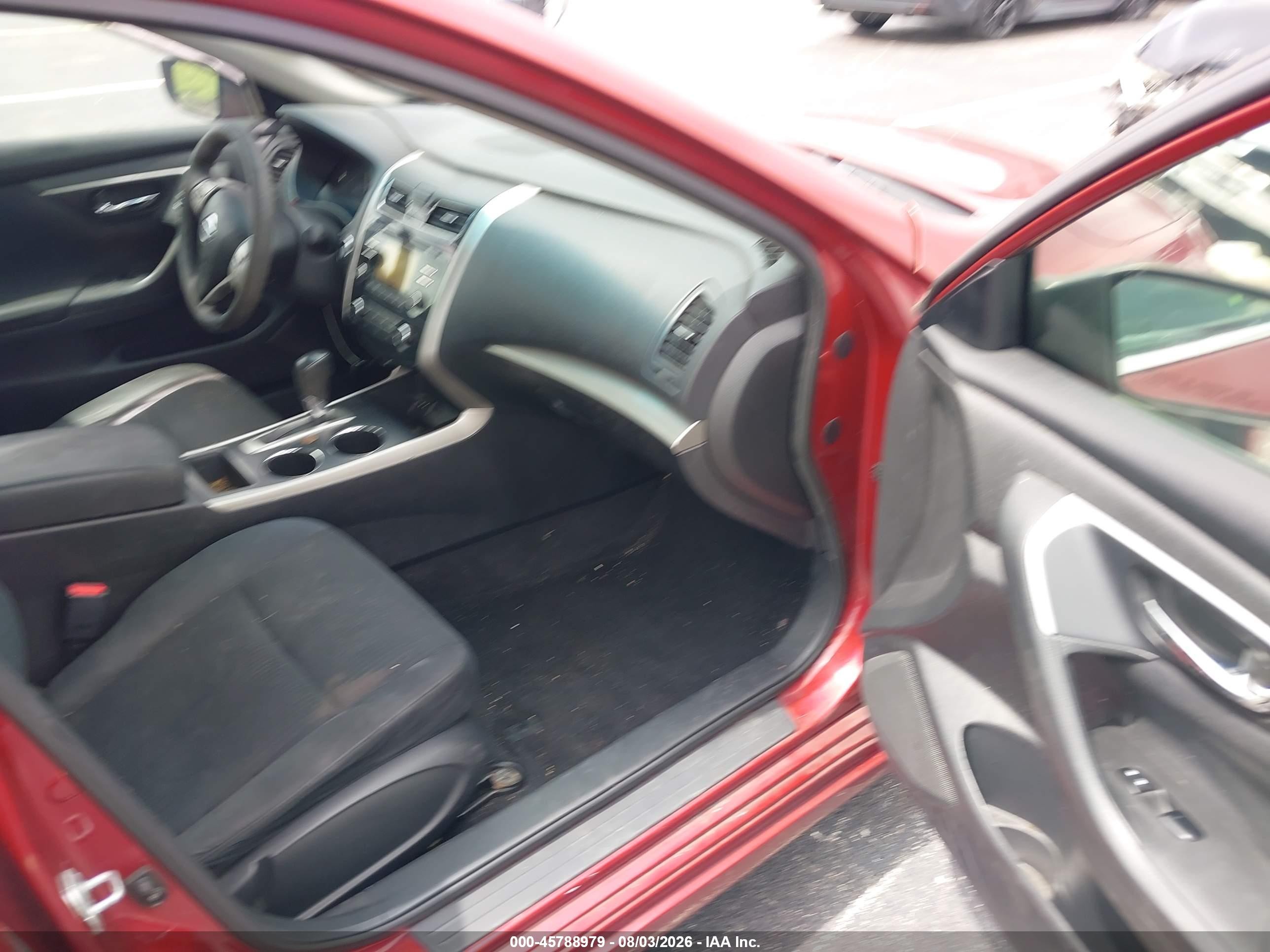 2015 Nissan Altima 2.5 S Red vin: 1N4AL3AP0FC103828