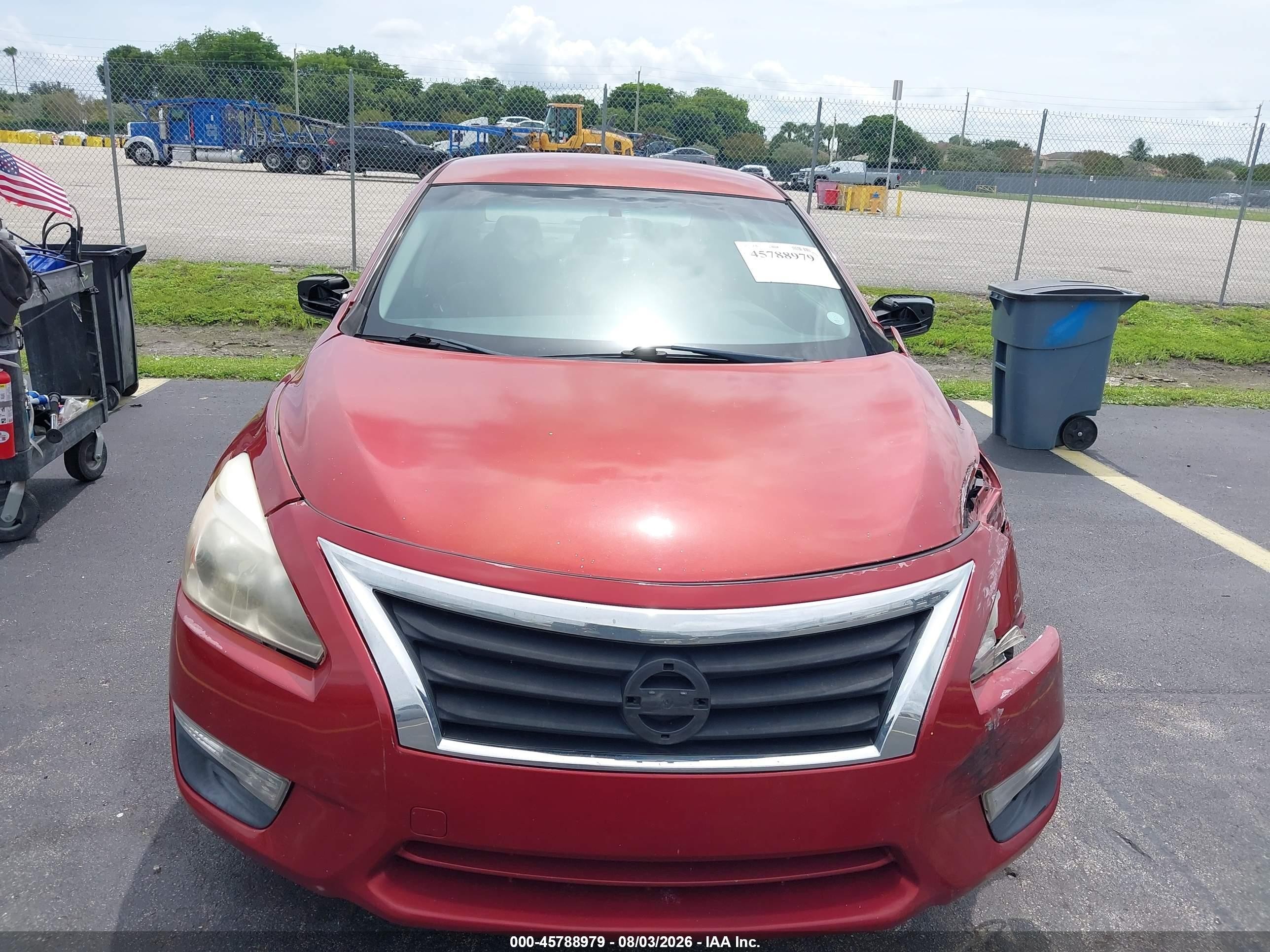 2015 Nissan Altima 2.5 S Red vin: 1N4AL3AP0FC103828