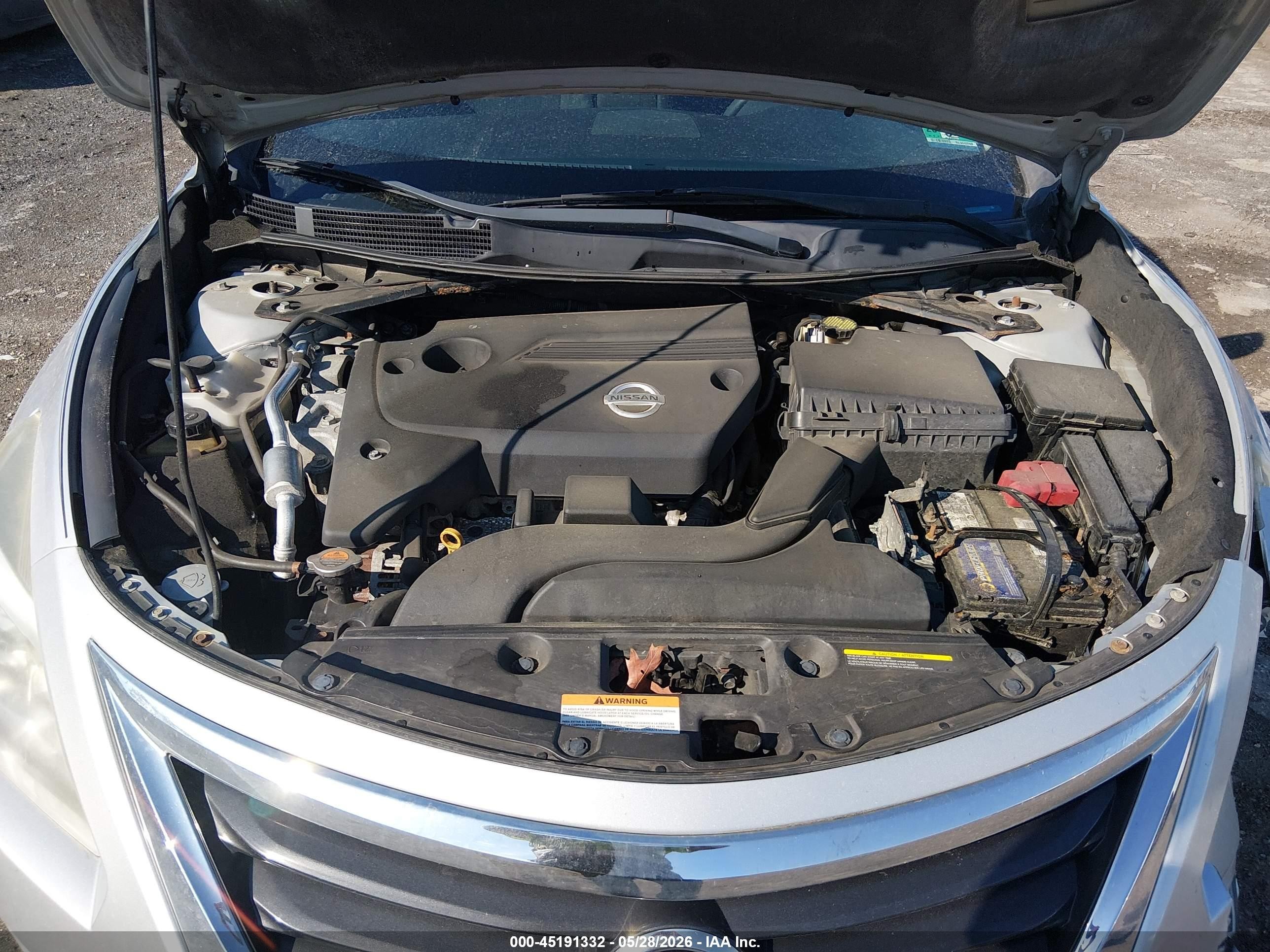 2015 Nissan Altima 2.5 S Silver vin: 1N4AL3AP0FC117499