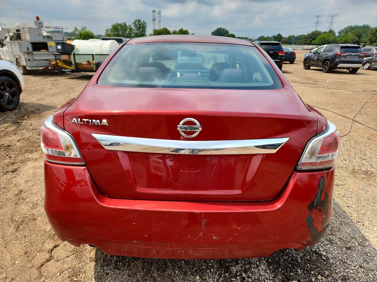 2015 Nissan Altima 2.5 S Red vin: 1N4AL3AP0FC119012
