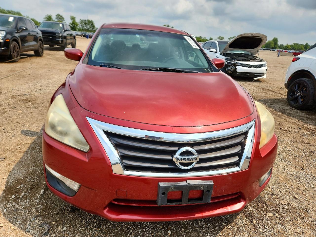 2015 Nissan Altima 2.5 S Red vin: 1N4AL3AP0FC119012