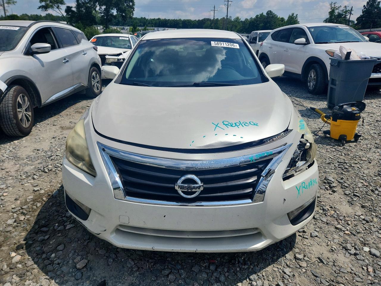 2015 Nissan Altima 2.5 S White vin: 1N4AL3AP0FC123545