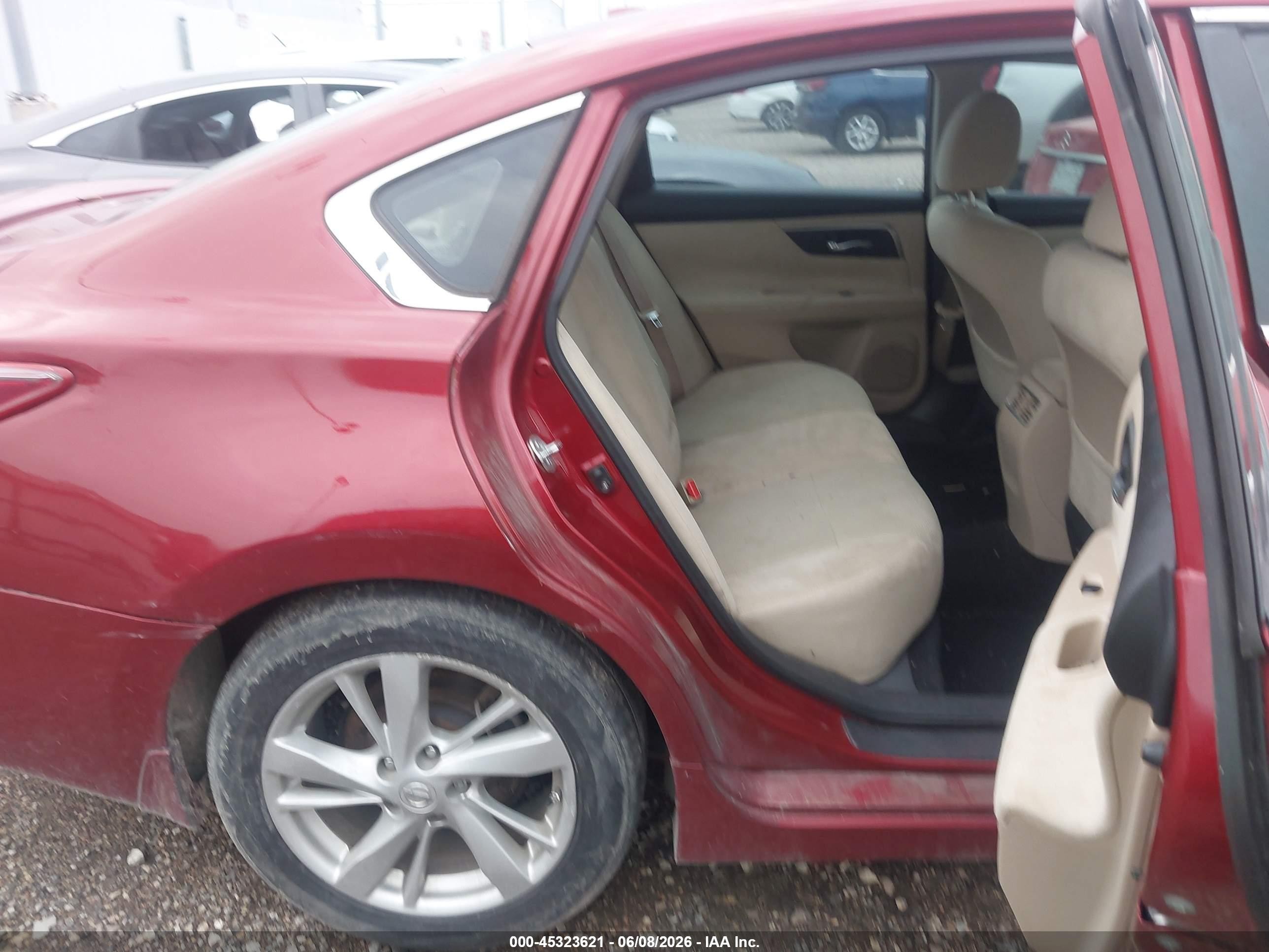 2015 Nissan Altima 2.5 Sv Red vin: 1N4AL3AP0FC125876