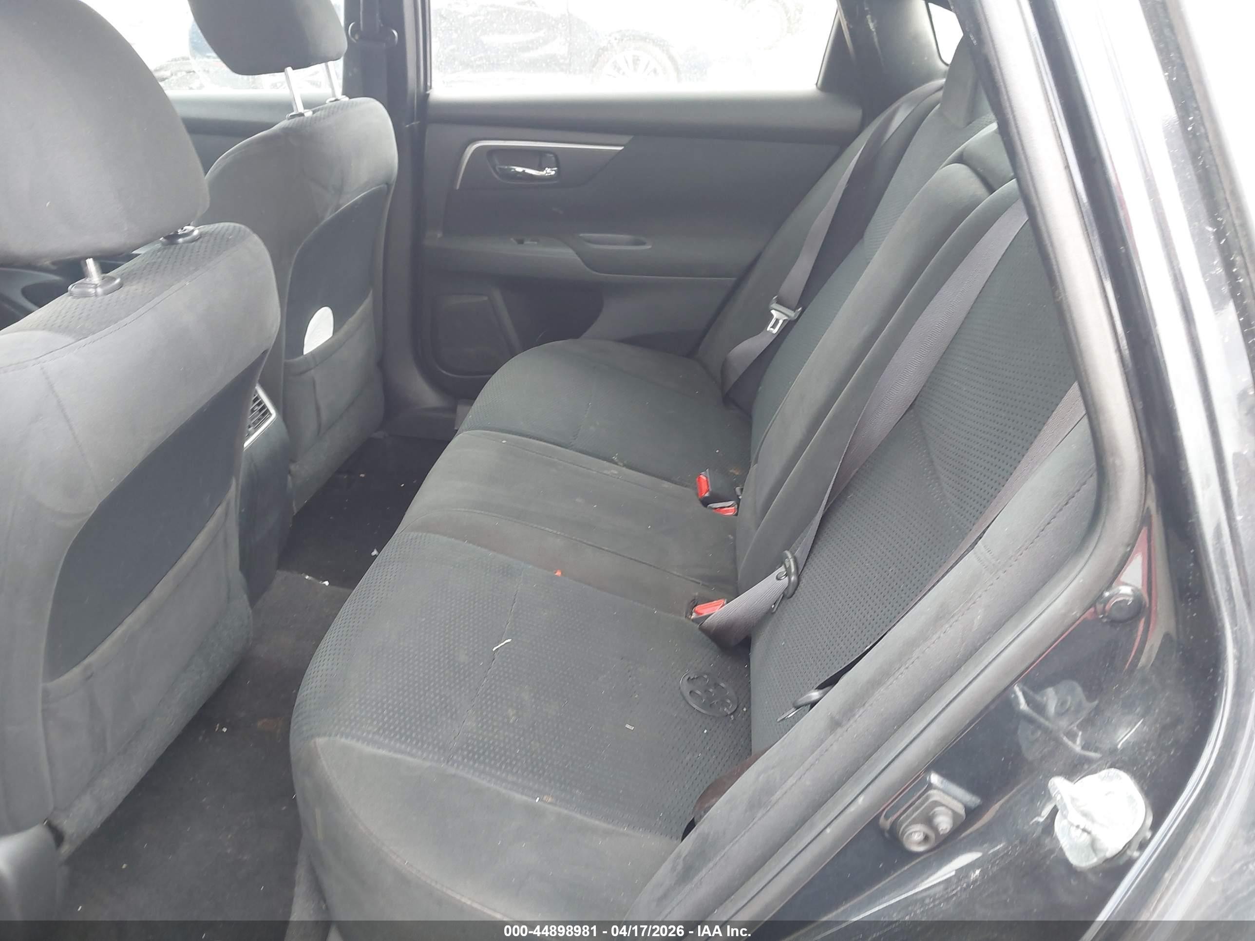 2015 Nissan Altima 2.5 Sv Черный vin: 1N4AL3AP0FC131550