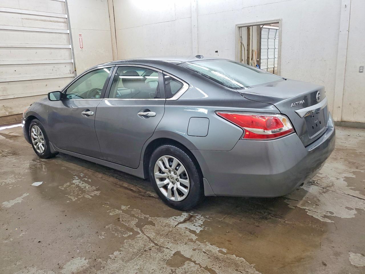 2015 Nissan Altima 2.5 S Silver vin: 1N4AL3AP0FC155735