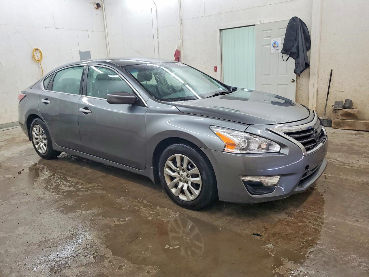 2015 Nissan Altima 2.5 S Silver vin: 1N4AL3AP0FC155735