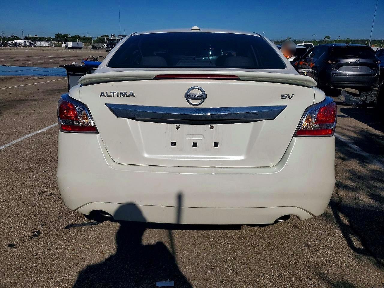 2015 Nissan Altima 2.5 Sv White vin: 1N4AL3AP0FC168727