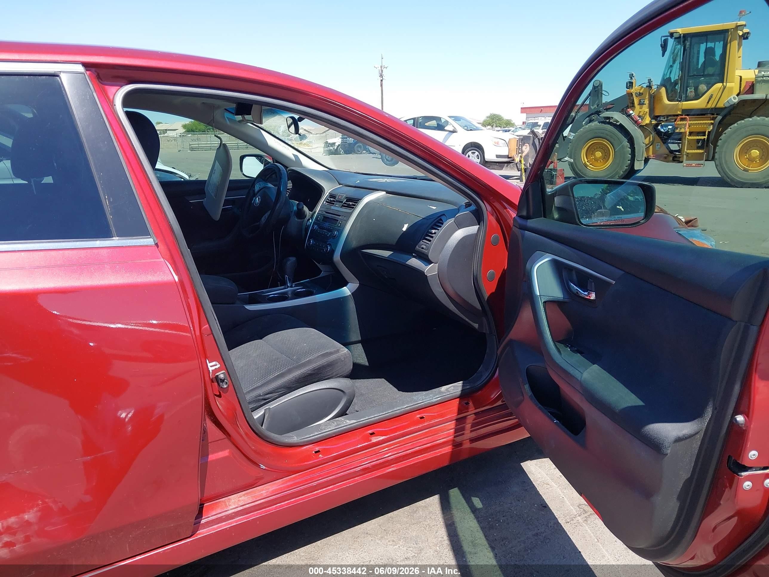 2015 Nissan Altima 2.5 S Red vin: 1N4AL3AP0FC176679