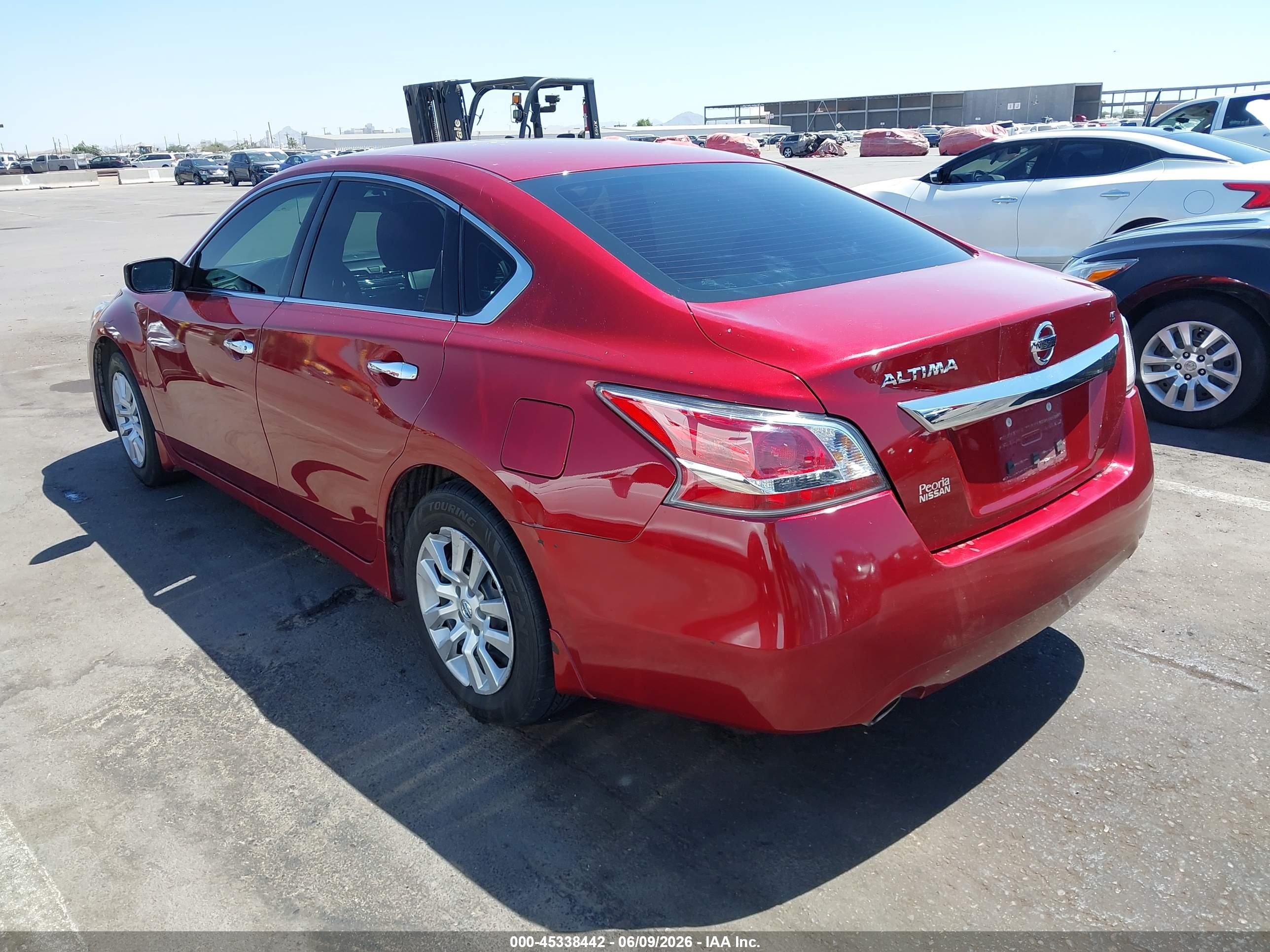 2015 Nissan Altima 2.5 S Red vin: 1N4AL3AP0FC176679