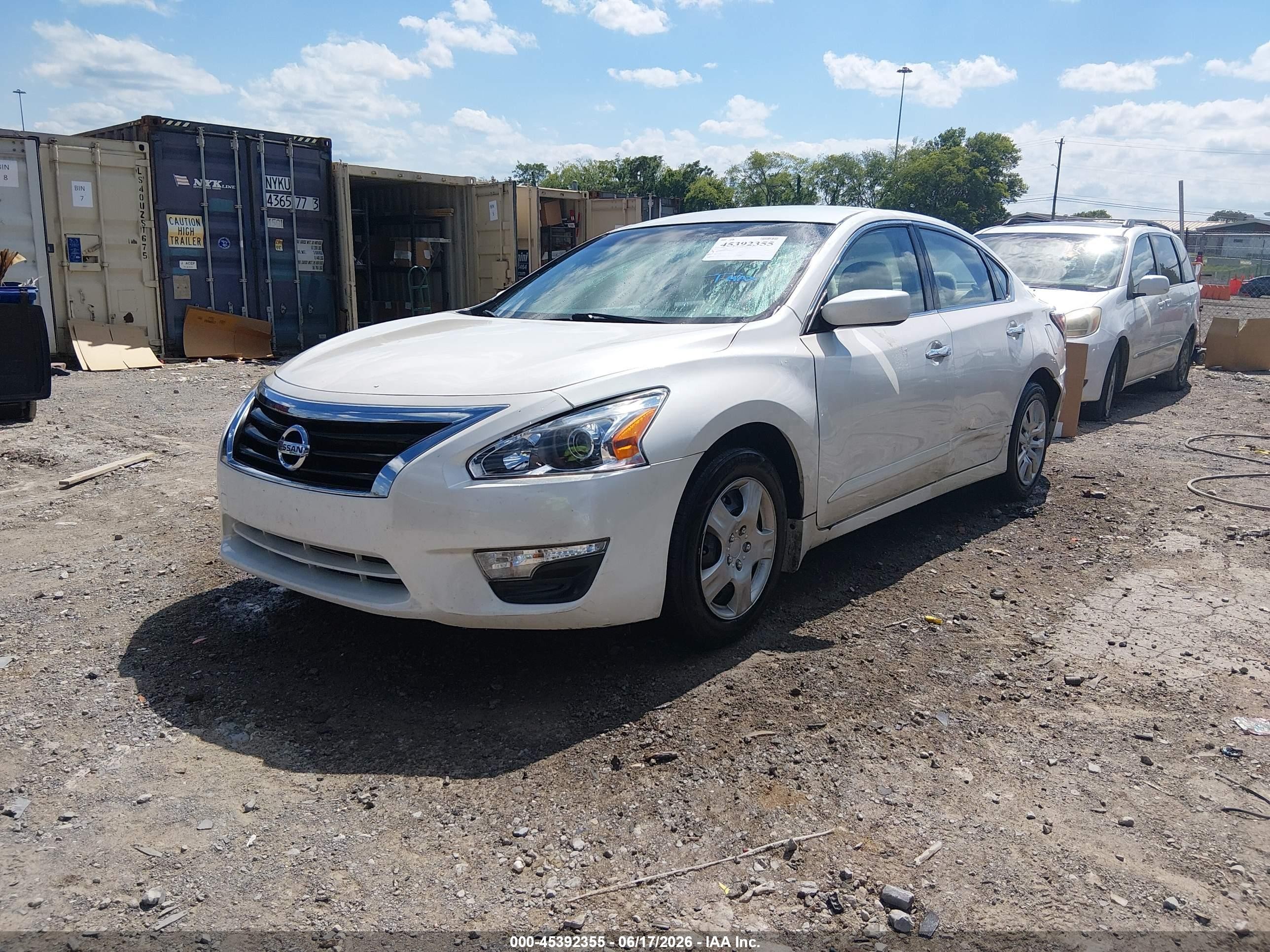 2015 Nissan Altima 2.5 S White vin: 1N4AL3AP0FC187472