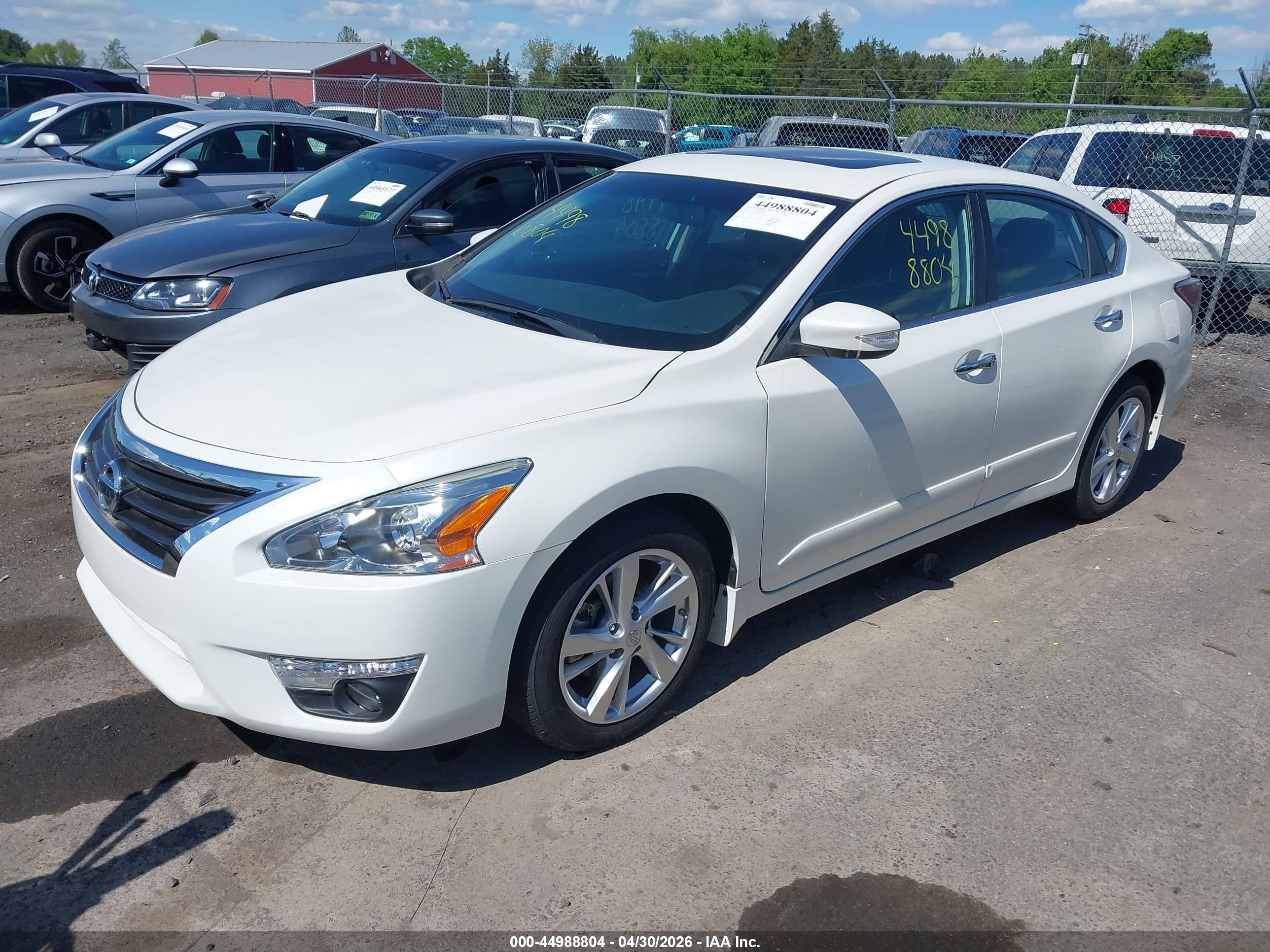 2015 Nissan Altima 2.5/2.5 S/2.5 Sl/2.5 Sv White vin: 1N4AL3AP0FC208594