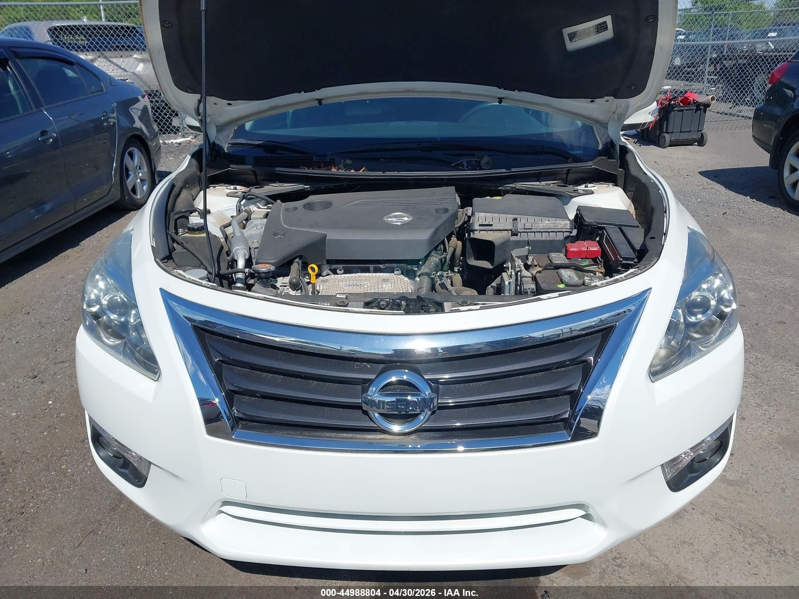 2015 Nissan Altima 2.5/2.5 S/2.5 Sl/2.5 Sv White vin: 1N4AL3AP0FC208594