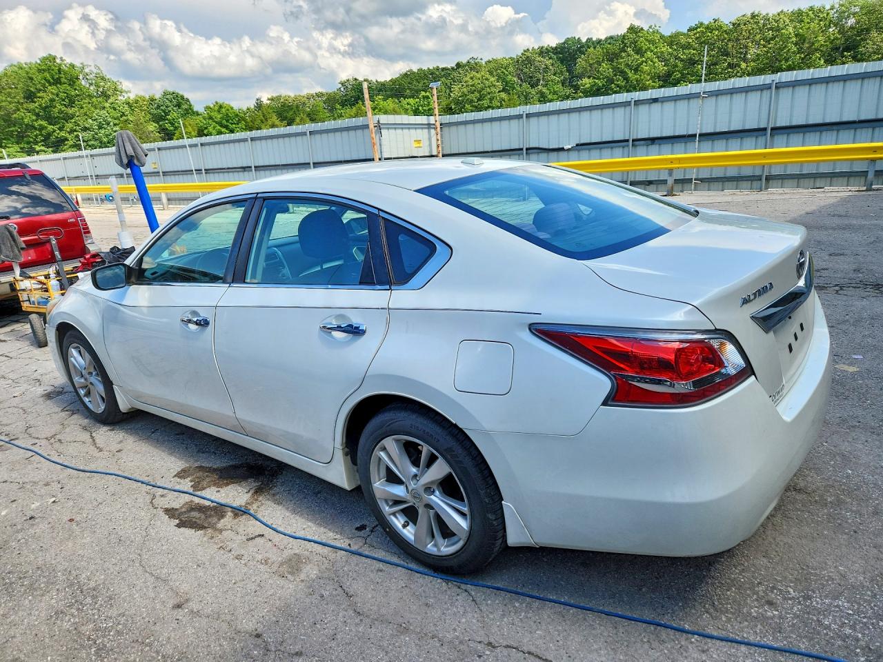 2015 Nissan Altima 2.5 Sv White vin: 1N4AL3AP0FC212791