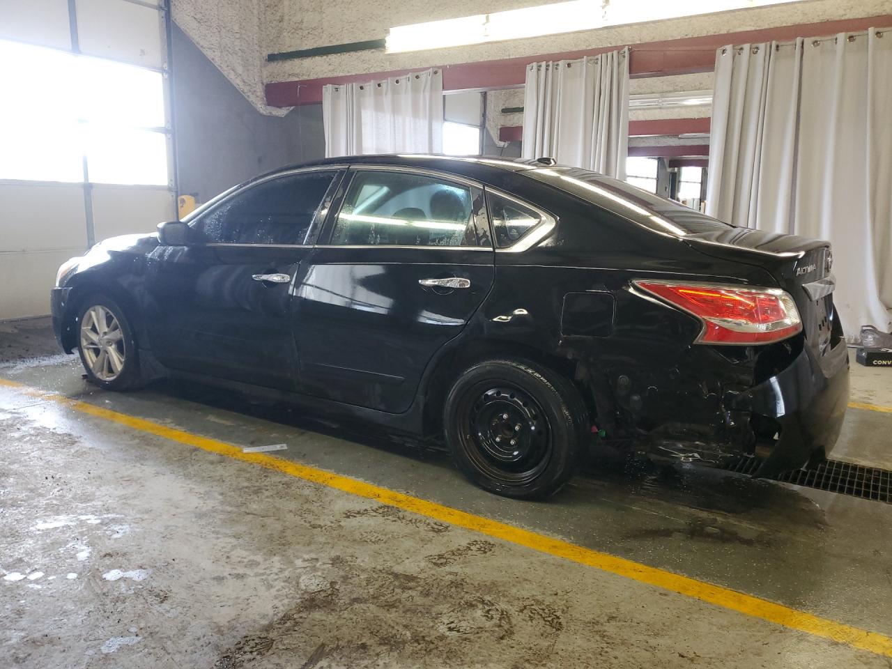 2015 Nissan Altima 2.5 Sv Черный vin: 1N4AL3AP0FC213715 Damage: Left Qtr Panel, Severe Damage, Replacement Required