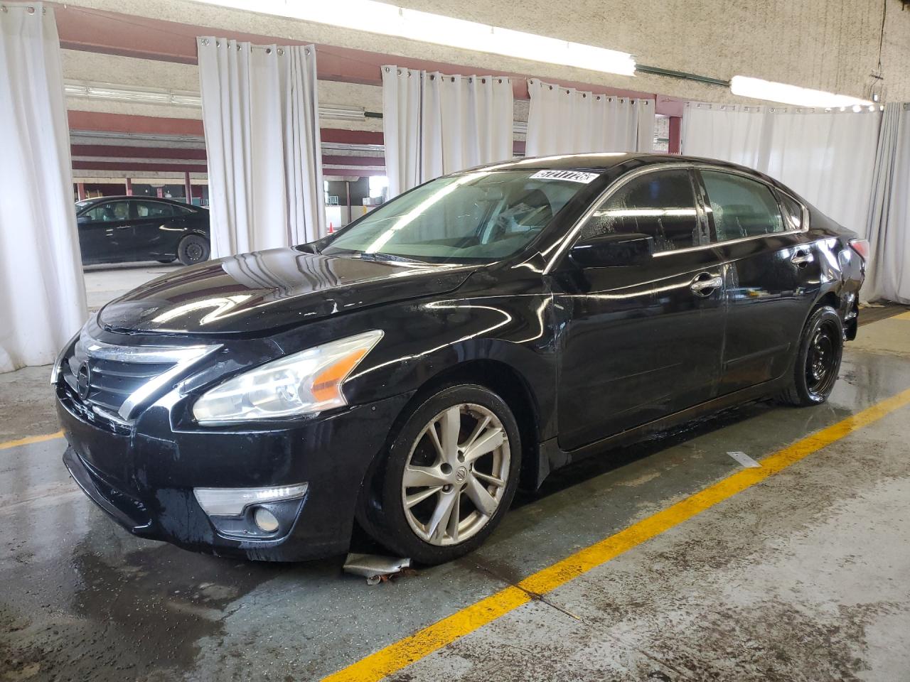 2015 Nissan Altima 2.5 Sv Черный vin: 1N4AL3AP0FC213715 Damage: Left Front Fender, Severe Damage, Replacement Required