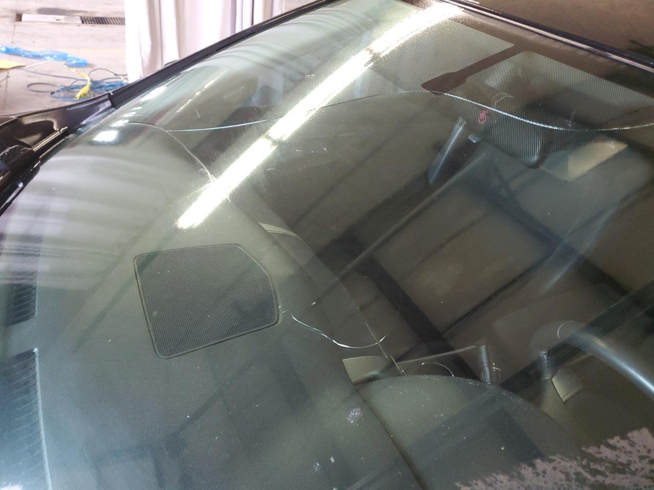 2015 Nissan Altima 2.5 Sv Черный vin: 1N4AL3AP0FC213715 Damage: Windshield, Broken, Replacement Required
