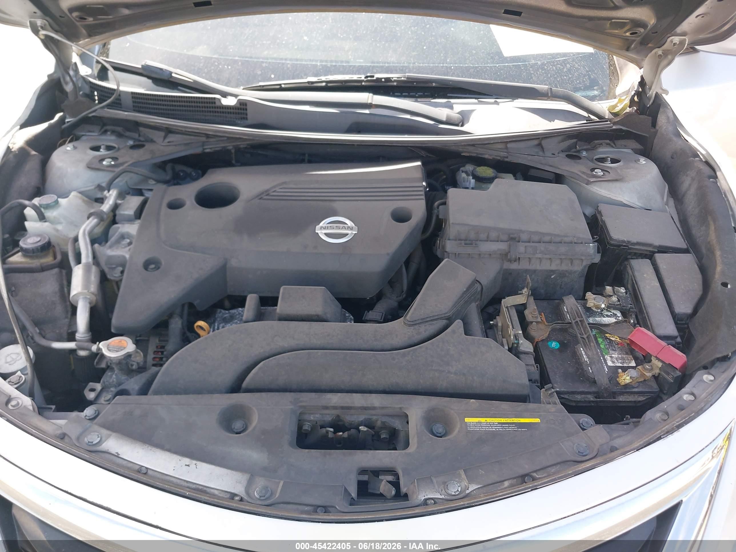 2015 Nissan Altima 2.5 S Silver vin: 1N4AL3AP0FC228389
