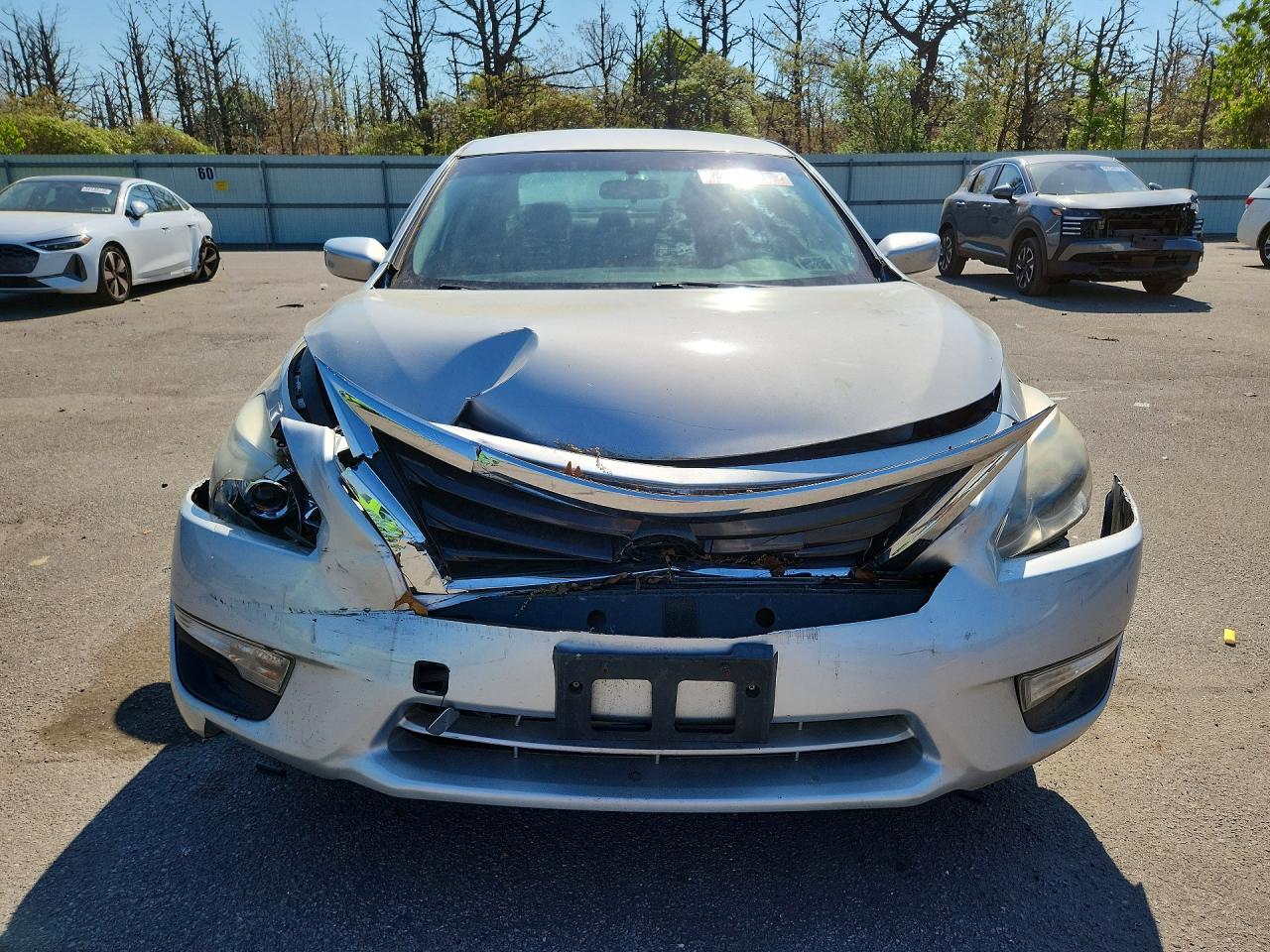 2015 Nissan Altima 2.5 S Серебряный vin: 1N4AL3AP0FC229221
