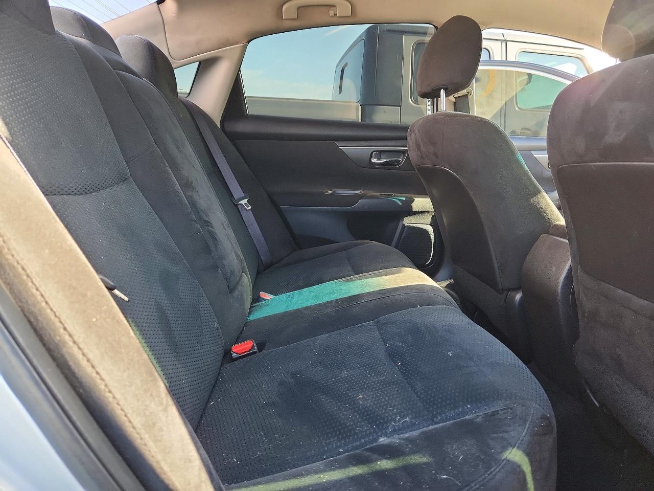 2015 Nissan Altima 2.5 S Silver vin: 1N4AL3AP0FC238890