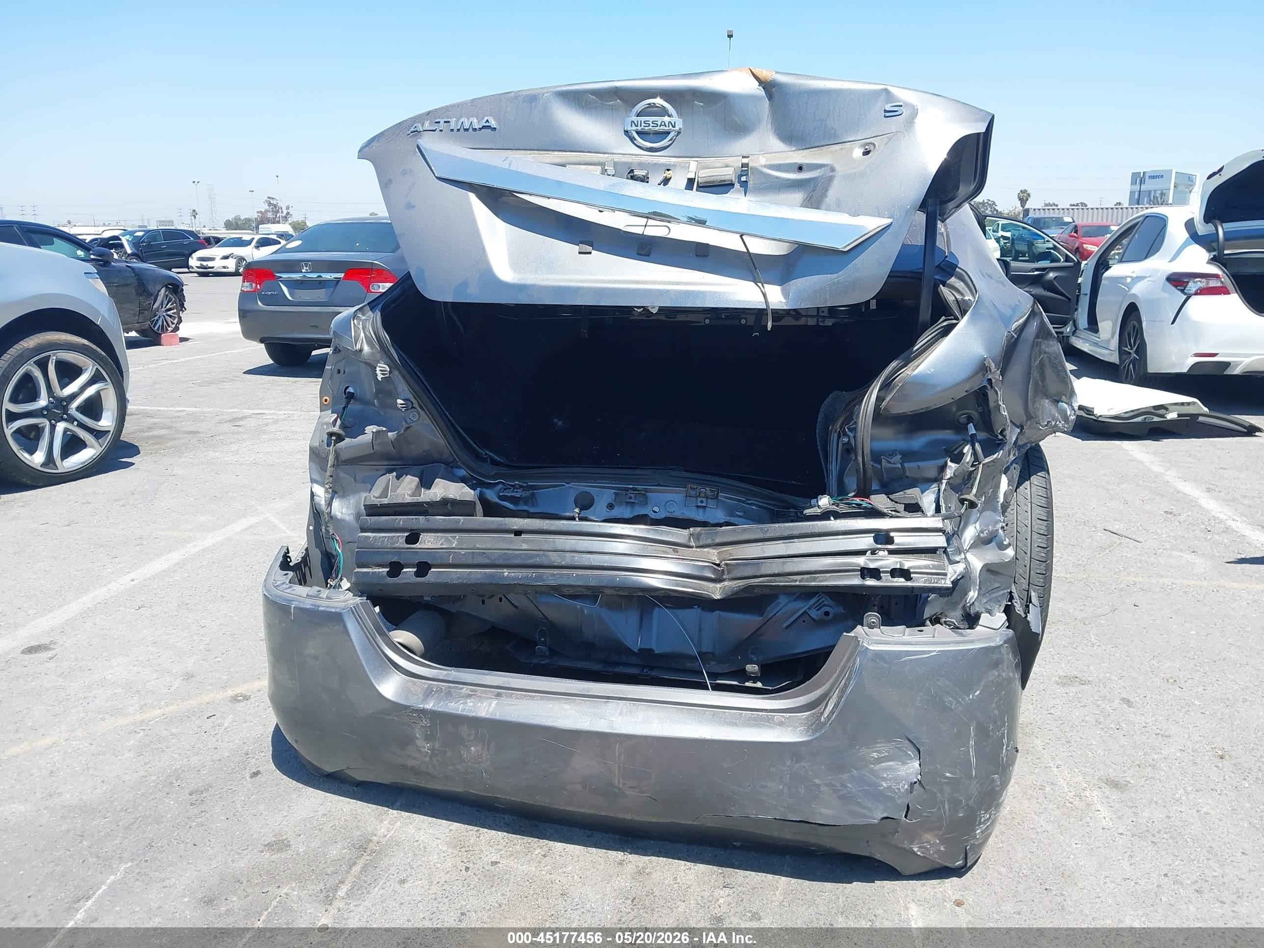 2015 Nissan Altima 2.5 S Серый vin: 1N4AL3AP0FC239330