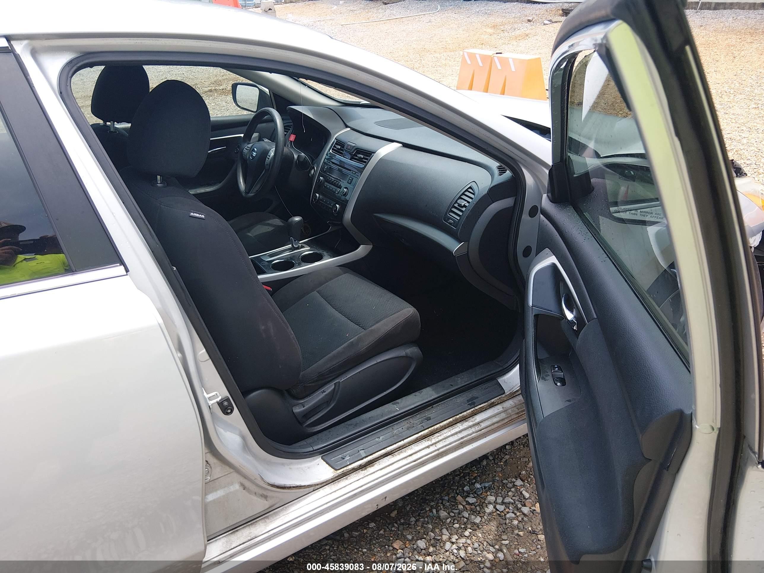2015 Nissan Altima 2.5 S Silver vin: 1N4AL3AP0FC246861