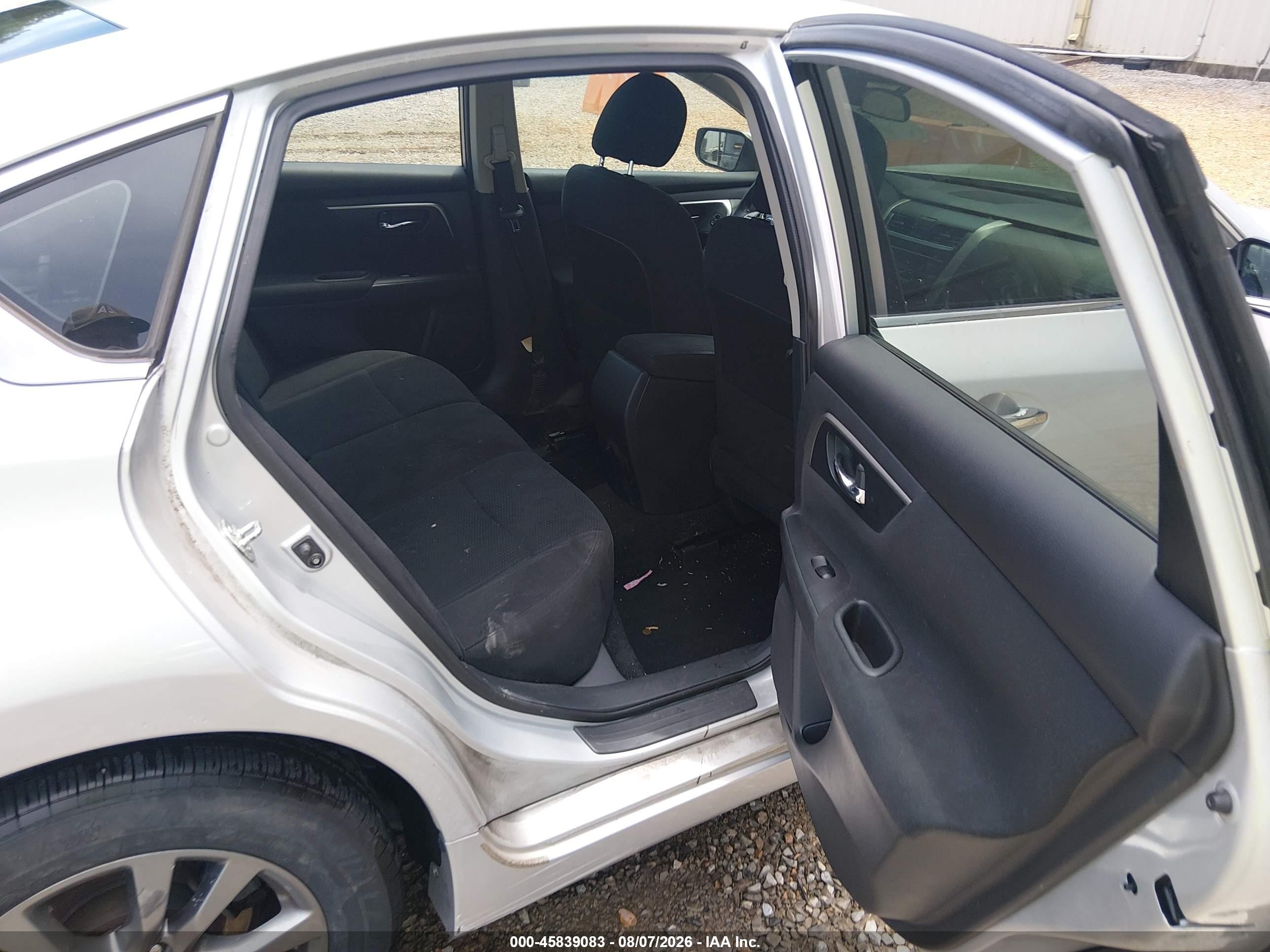2015 Nissan Altima 2.5 S Silver vin: 1N4AL3AP0FC246861