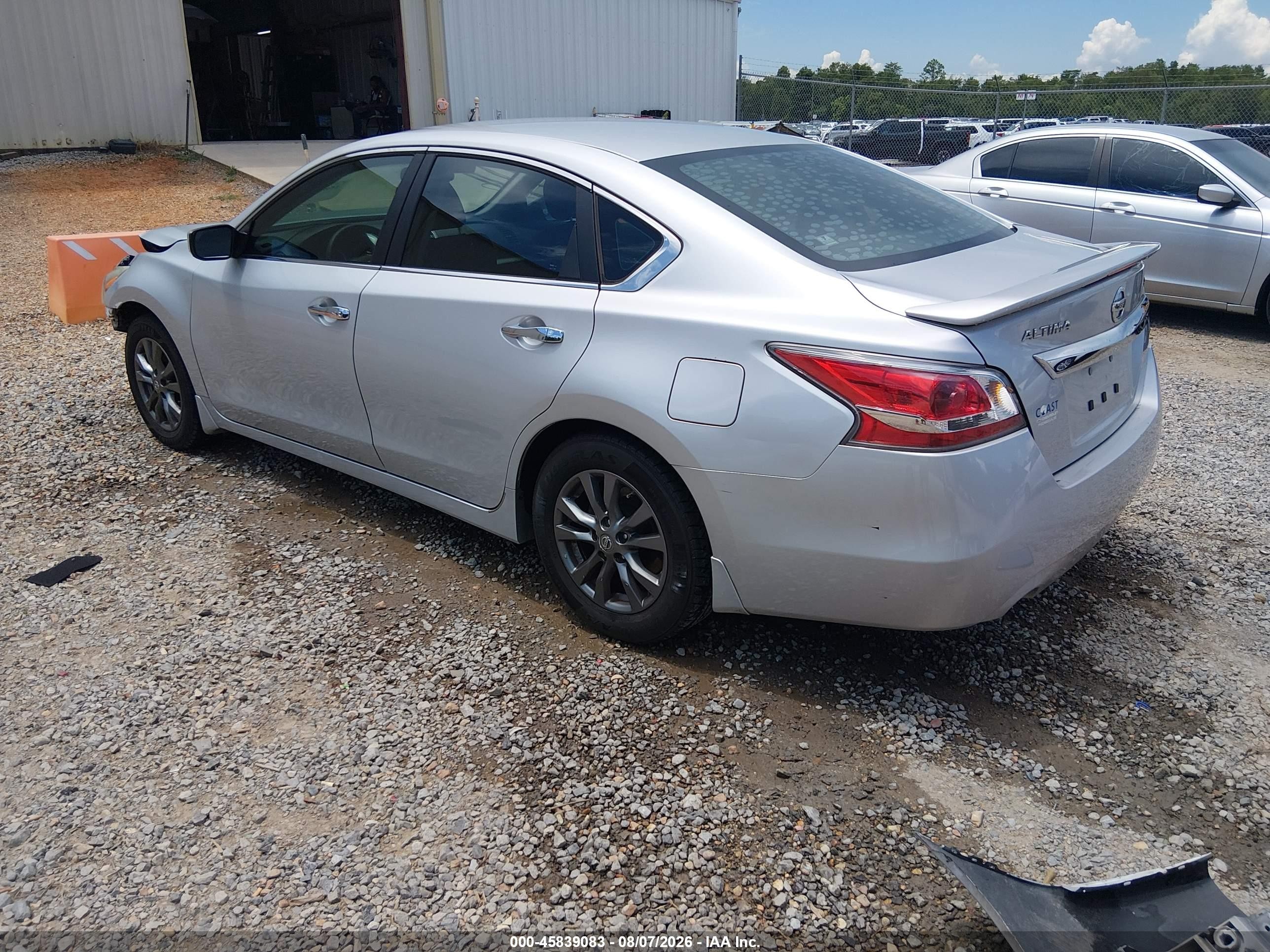 2015 Nissan Altima 2.5 S Silver vin: 1N4AL3AP0FC246861