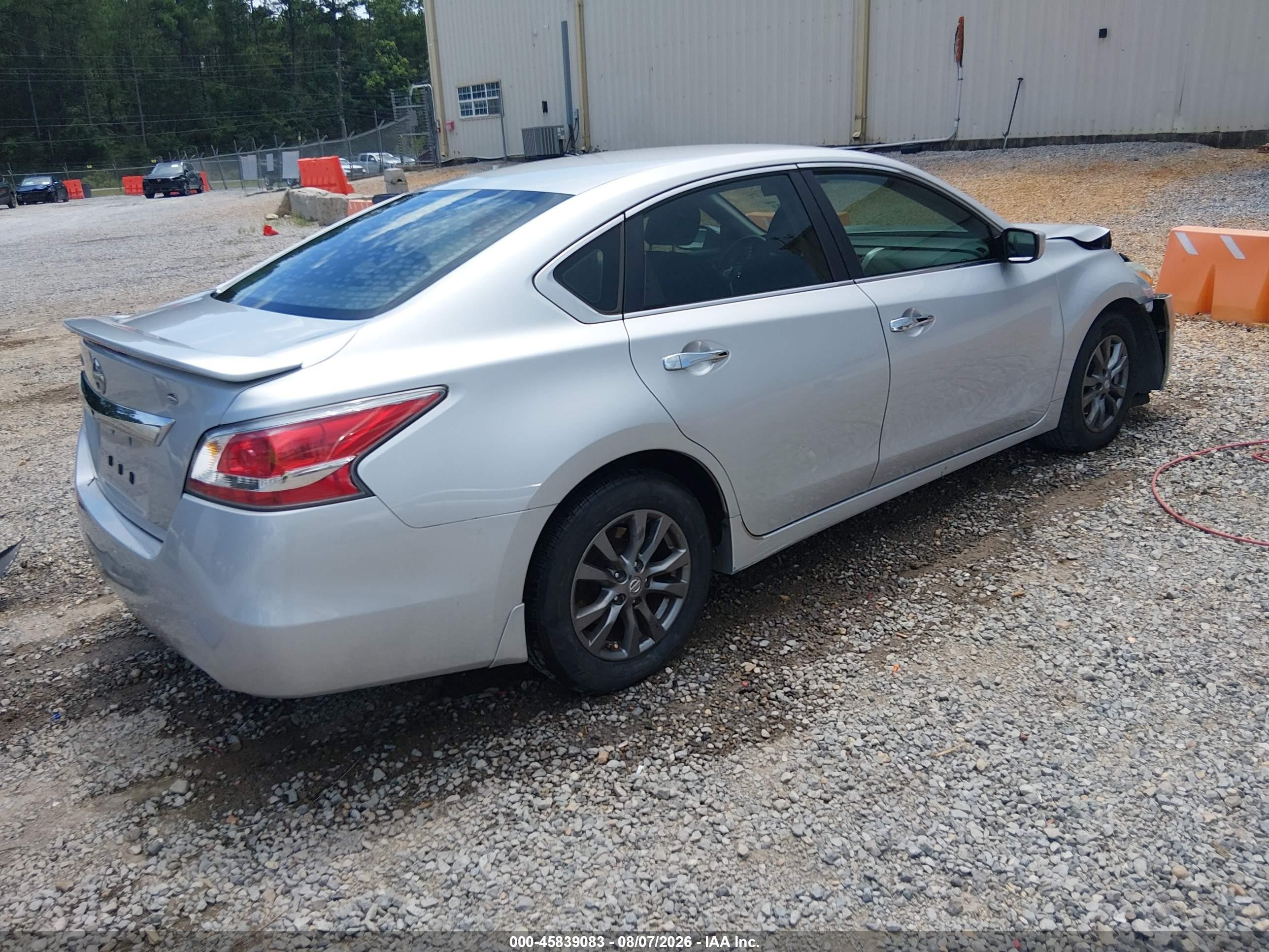 2015 Nissan Altima 2.5 S Silver vin: 1N4AL3AP0FC246861