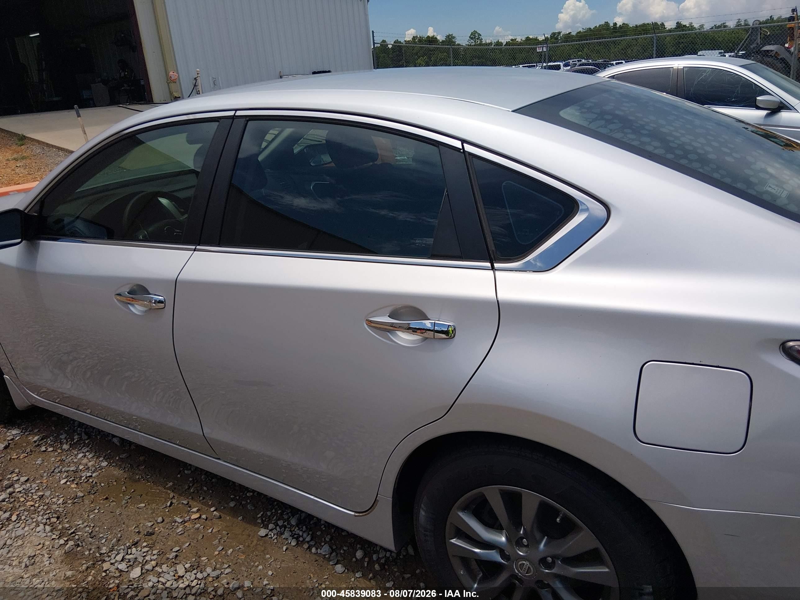 2015 Nissan Altima 2.5 S Silver vin: 1N4AL3AP0FC246861