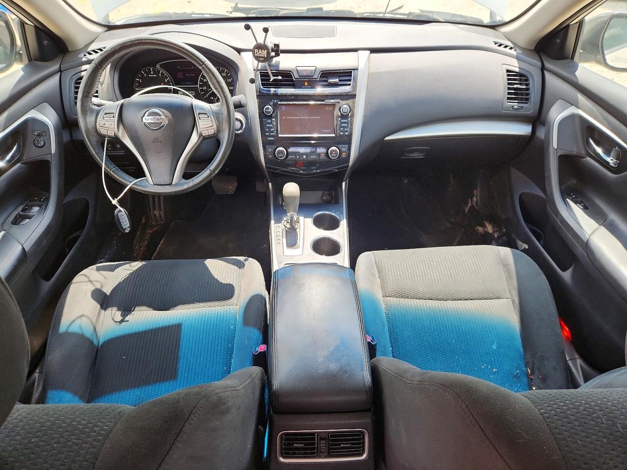 2015 Nissan Altima 2.5 Sv White vin: 1N4AL3AP0FC247878