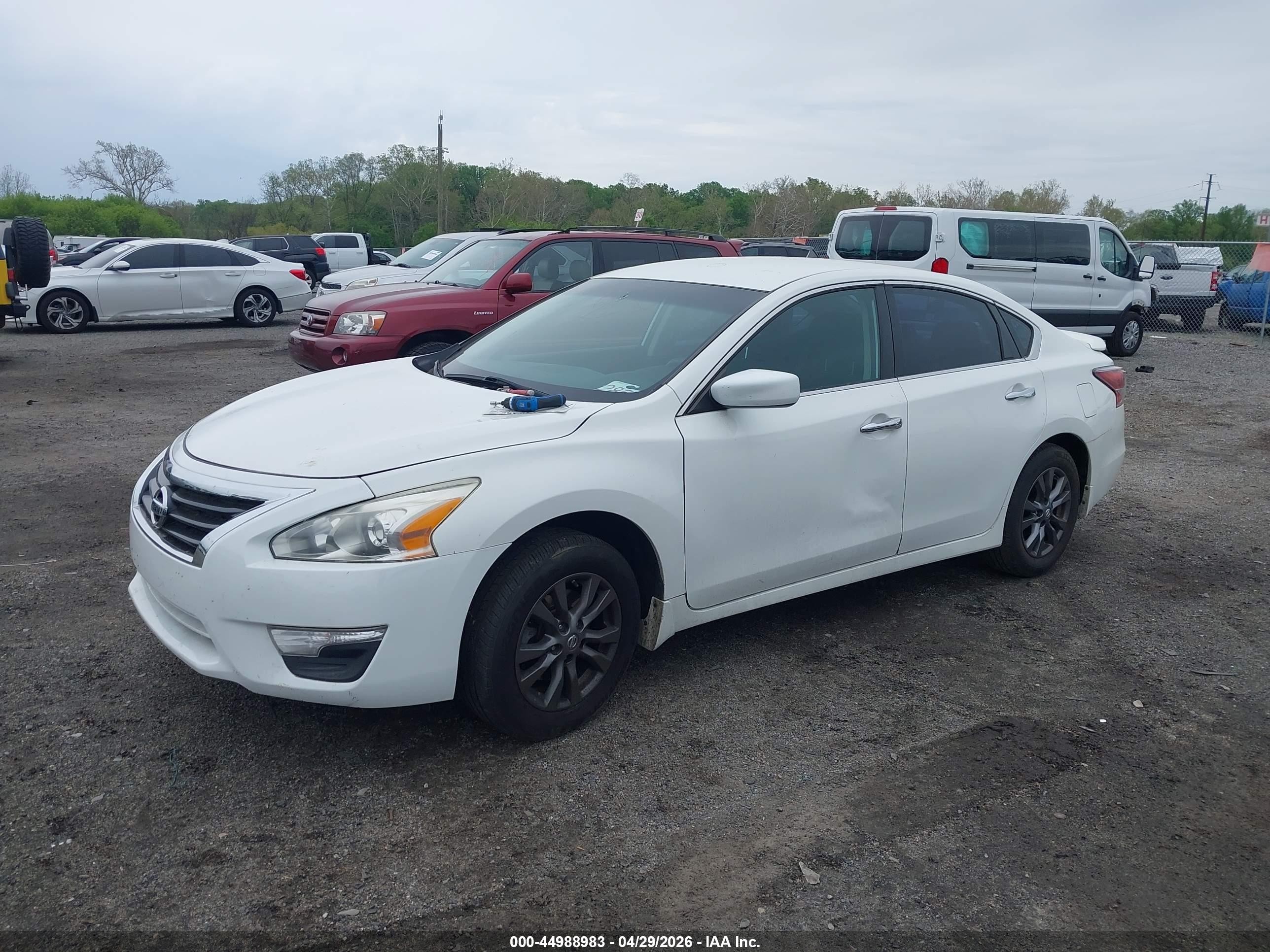 2015 Nissan Altima 2.5 S White vin: 1N4AL3AP0FC253048