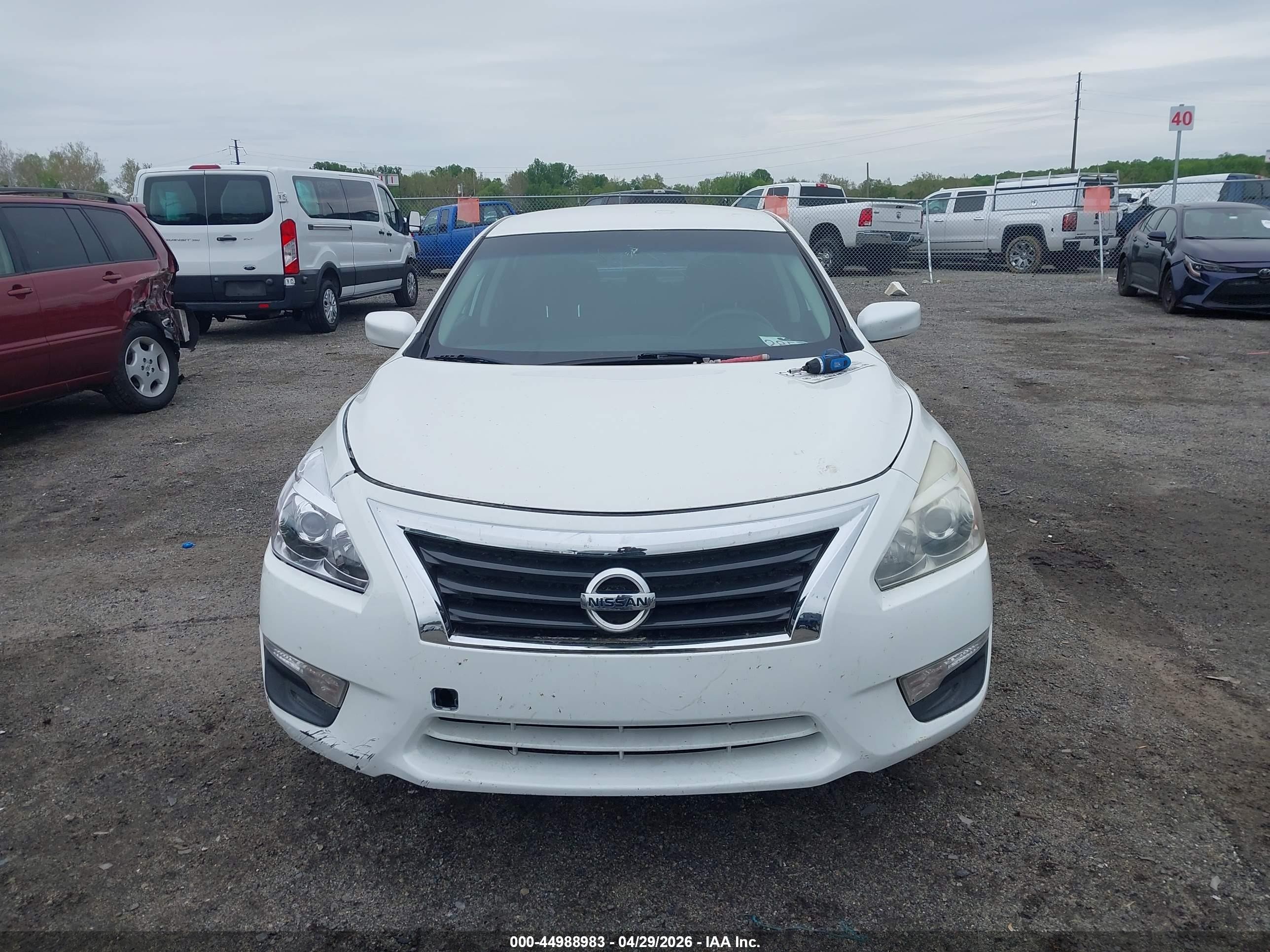 2015 Nissan Altima 2.5 S White vin: 1N4AL3AP0FC253048