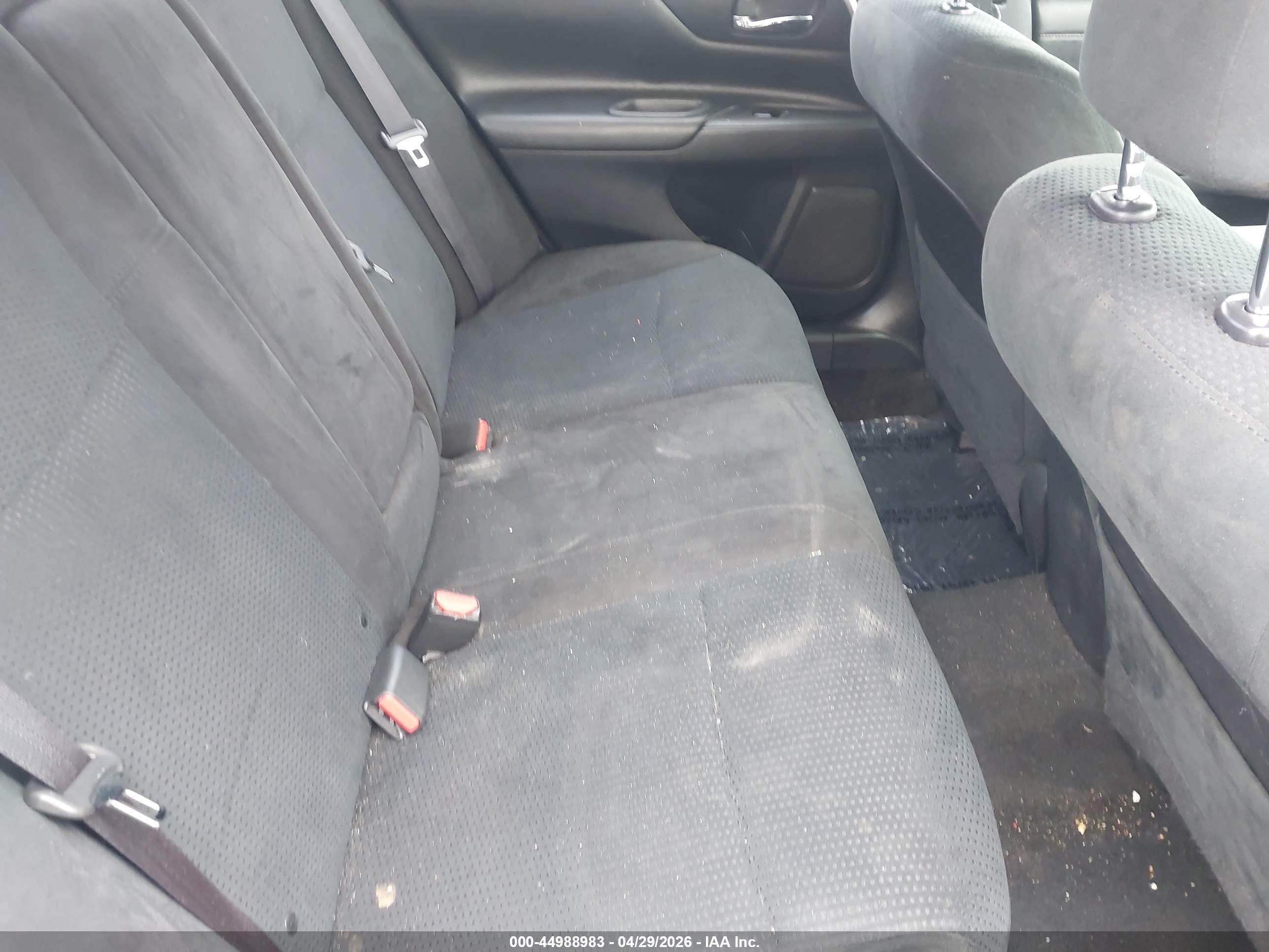 2015 Nissan Altima 2.5 S White vin: 1N4AL3AP0FC253048