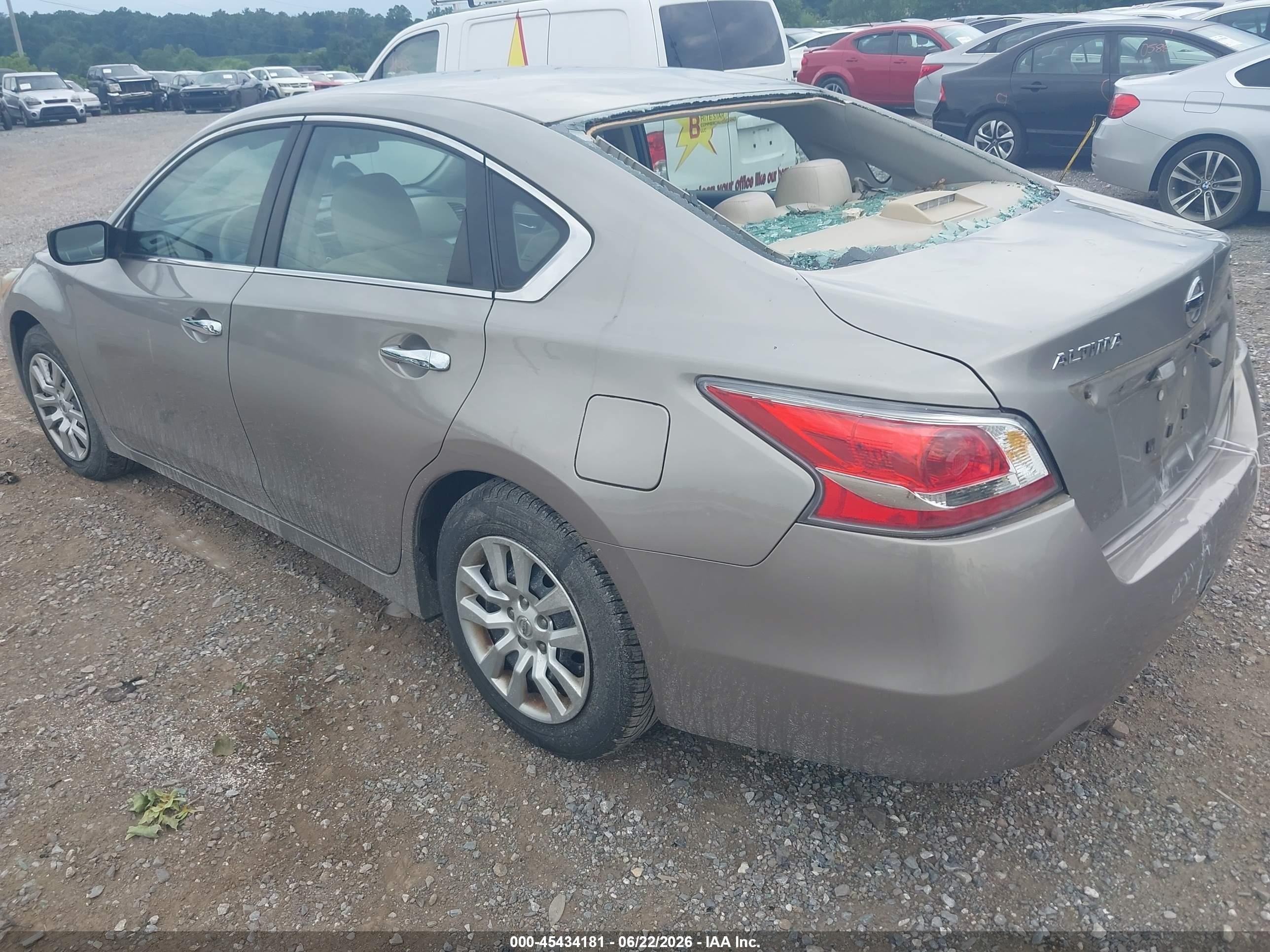 2015 Nissan Altima 2.5/2.5 S/2.5 Sl/2.5 Sv Gray vin: 1N4AL3AP0FC262476