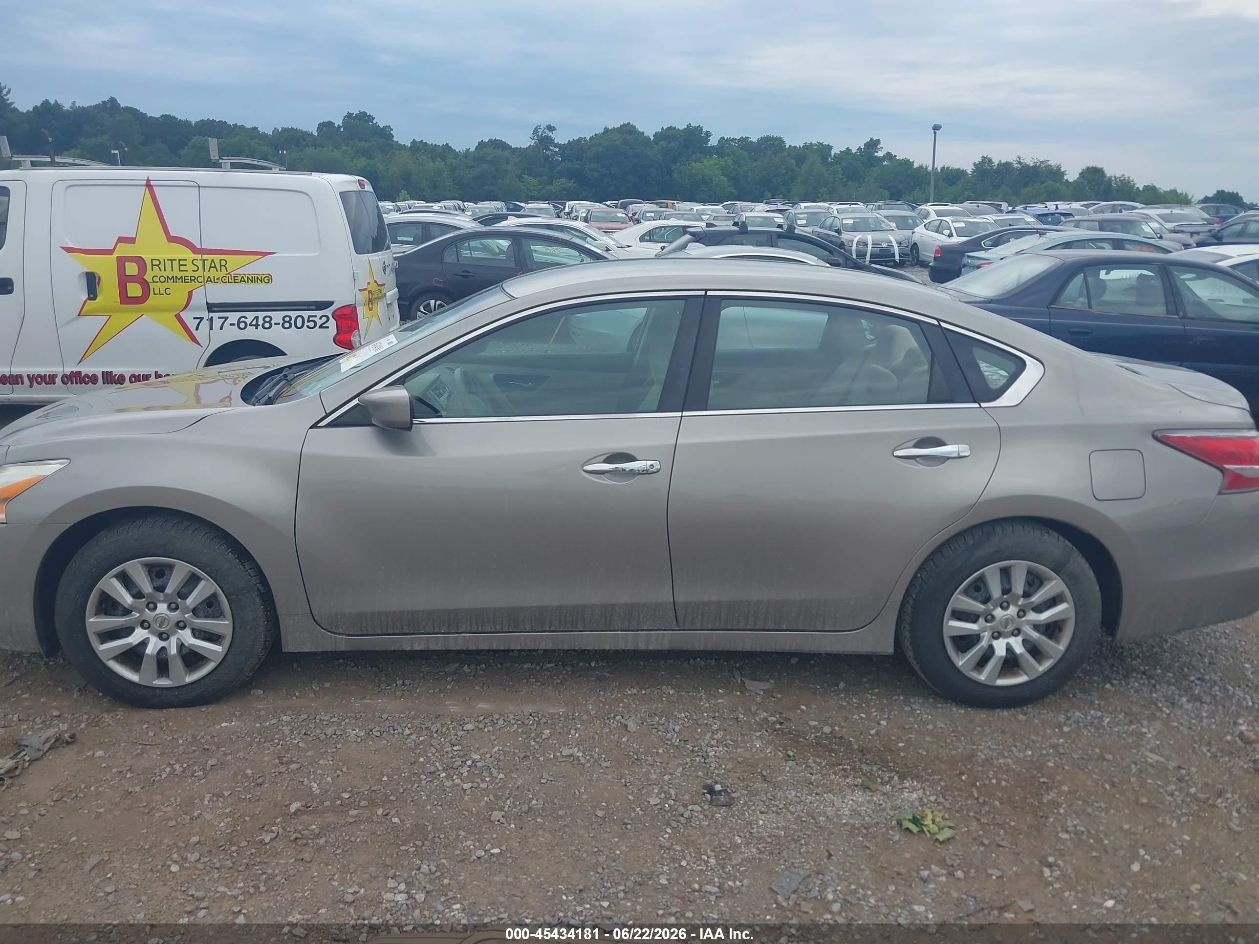 2015 Nissan Altima 2.5/2.5 S/2.5 Sl/2.5 Sv Gray vin: 1N4AL3AP0FC262476