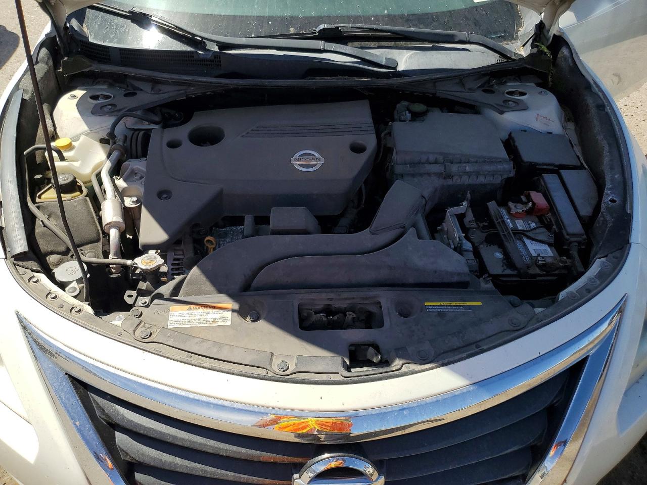2015 Nissan Altima 2.5 S White vin: 1N4AL3AP0FC264387