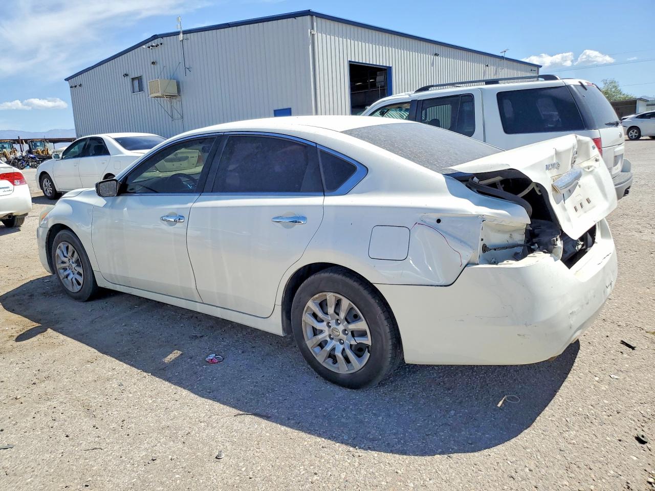 2015 Nissan Altima 2.5 S White vin: 1N4AL3AP0FC264387