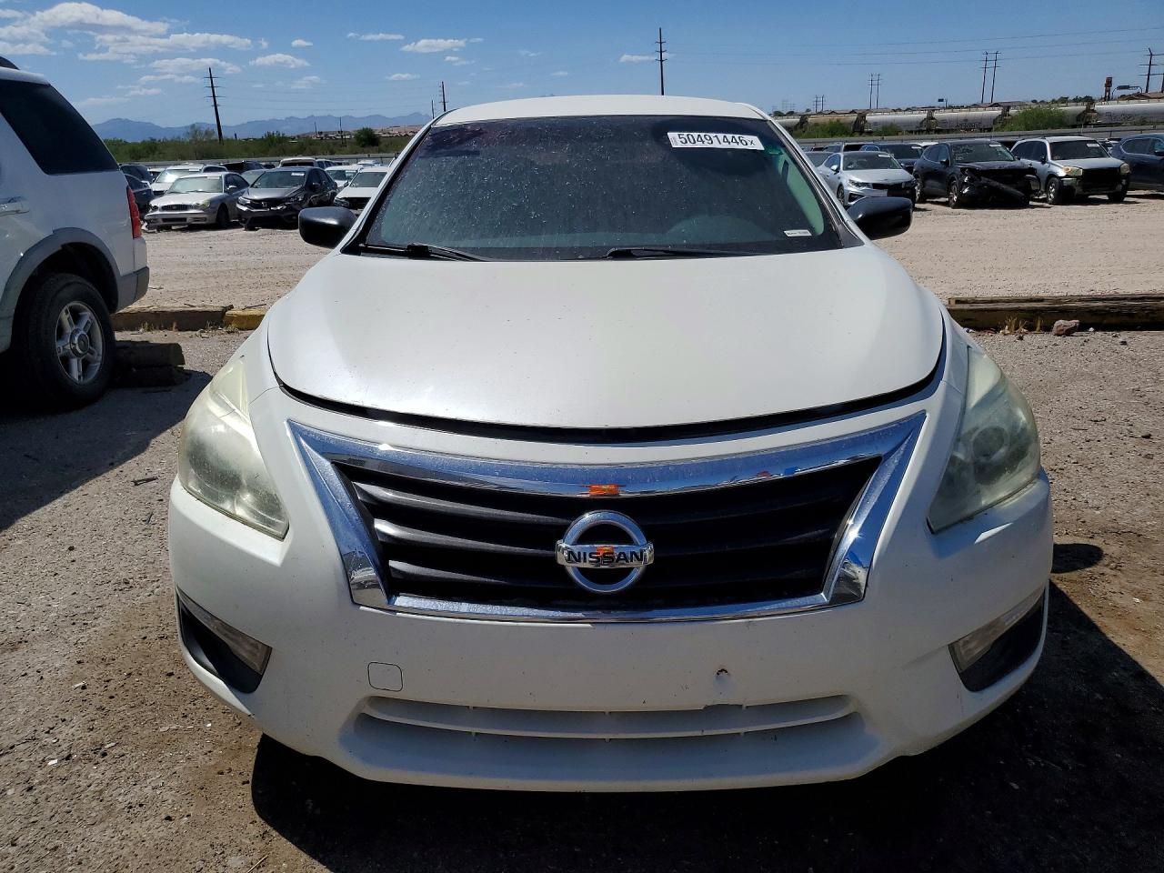 2015 Nissan Altima 2.5 S White vin: 1N4AL3AP0FC264387