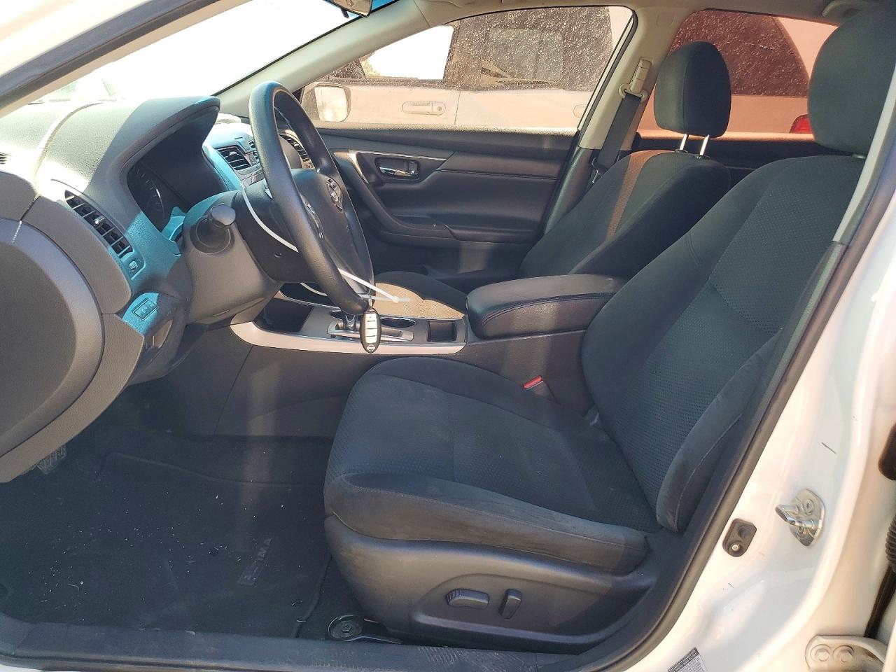 2015 Nissan Altima 2.5 S White vin: 1N4AL3AP0FC264387