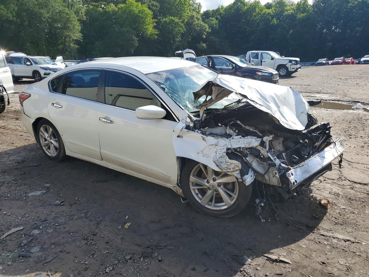 2015 Nissan Altima 2.5 Sv White vin: 1N4AL3AP0FC272537