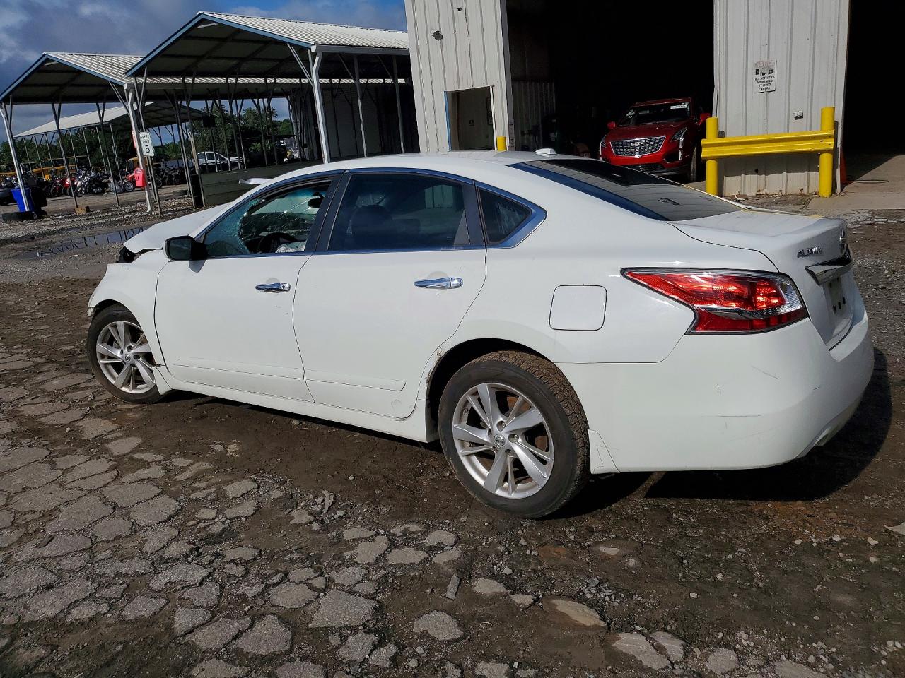 2015 Nissan Altima 2.5 Sv White vin: 1N4AL3AP0FC272537
