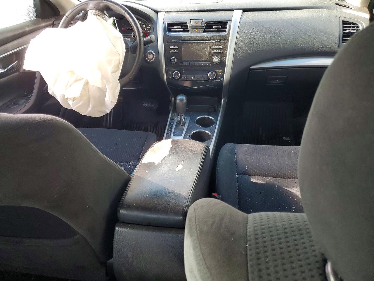 2015 Nissan Altima 2.5 Sv White vin: 1N4AL3AP0FC272537