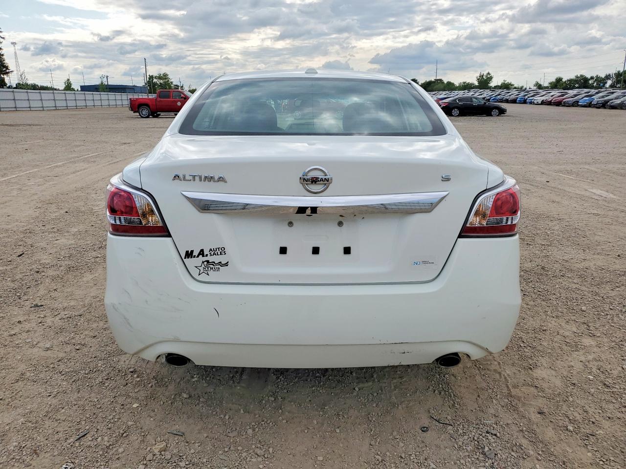 2015 Nissan Altima 2.5 S White vin: 1N4AL3AP0FC278032